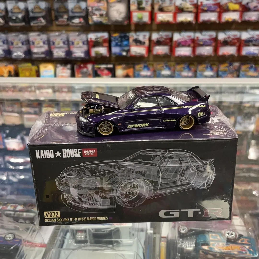 Chase! Kaido House 1:64 Nissan Skyline GT-R (R33) Active