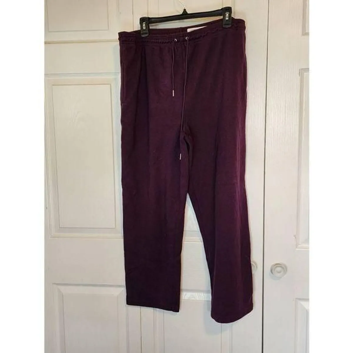 Hastings and Smith Purple Sweat Pants · Whatnot: Buy, Sell & Go Live