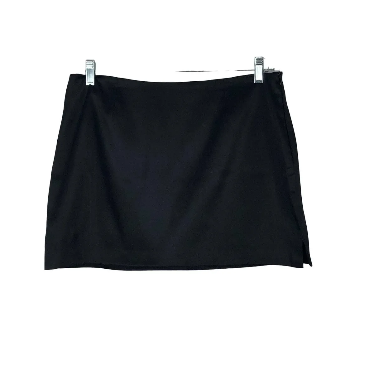 Holt Renfrew Studio Women's Black Mini Skirt 12 · Whatnot: Buy, Sell ...