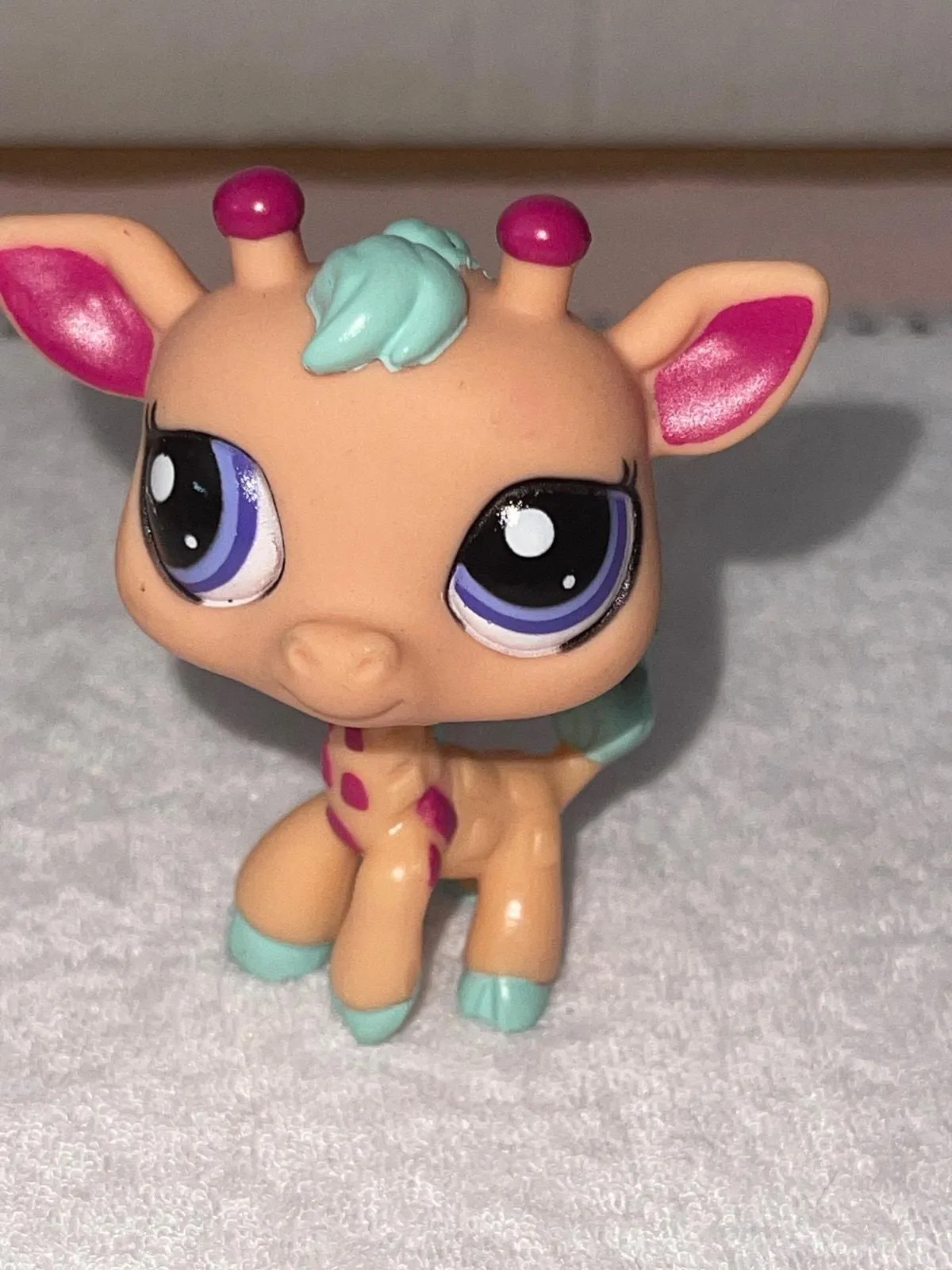 LPS GIRAFFE #2303 -Littlest Pet Shop - Hasbro LPS · Whatnot
