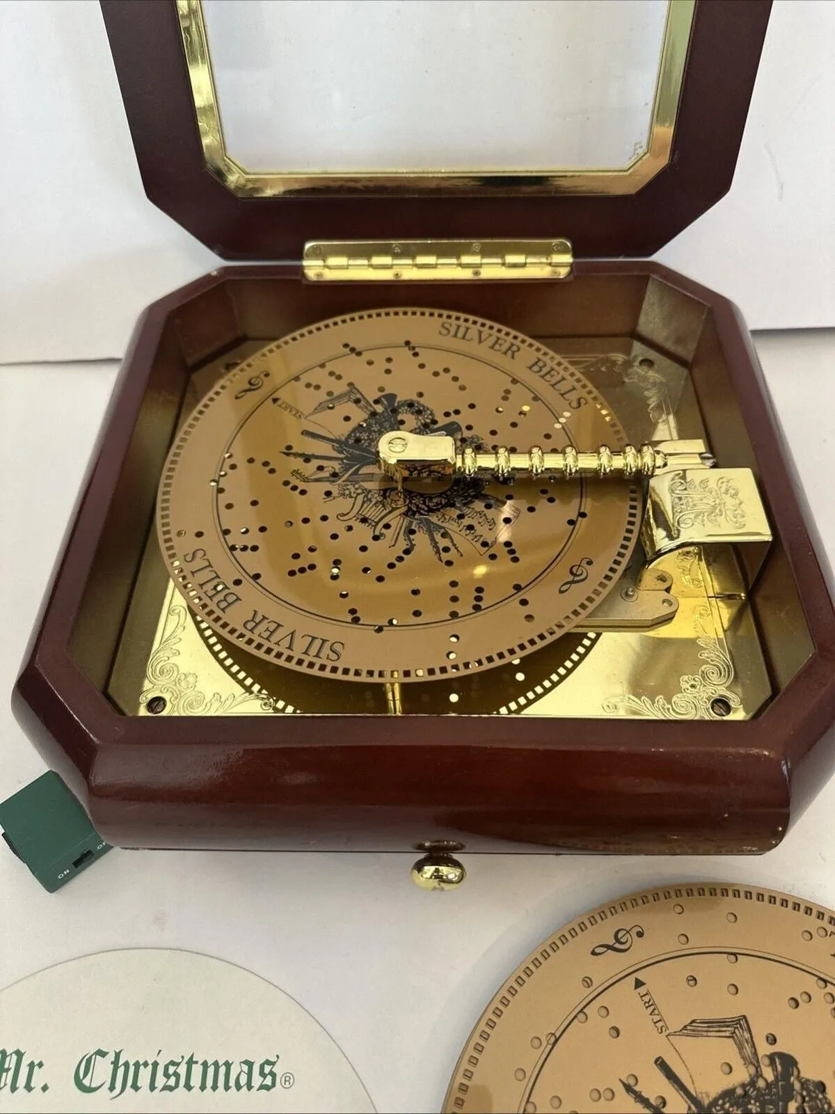 Mr Christmas Holiday Symphonium Wood Music Box w/16 Disks Songs Tested ·  Whatnot: Buy, Sell & Go Live