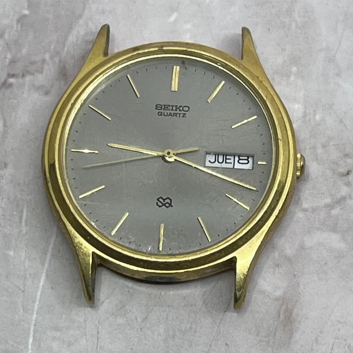 Vintage Seiko Quartz Sq Day Date Mens Watch 5H23 7B09 No Band Untested SE5