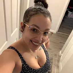 xcurlyxo