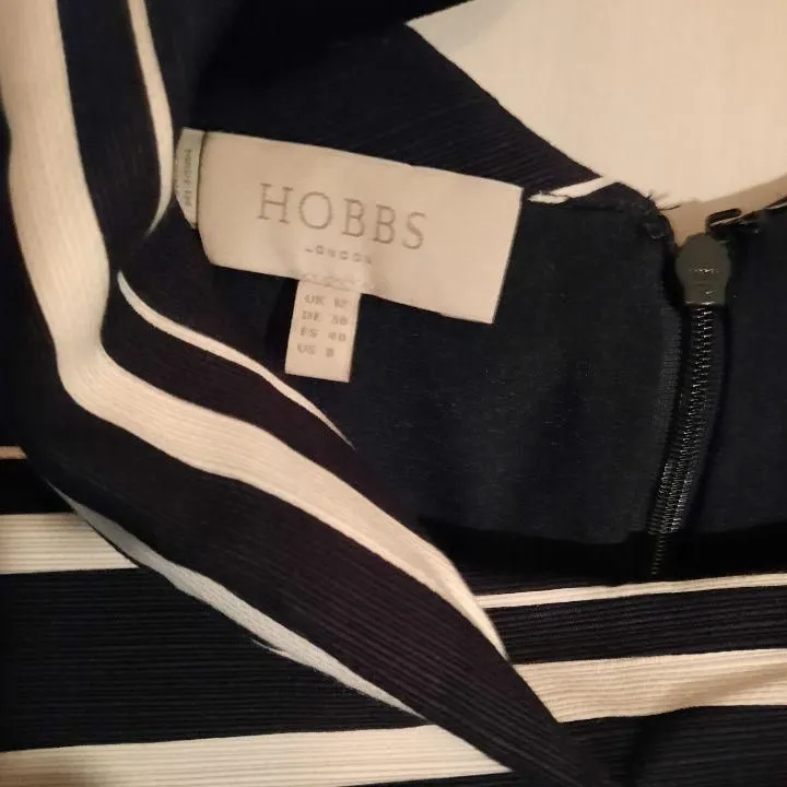 Listing Image Blurred Background