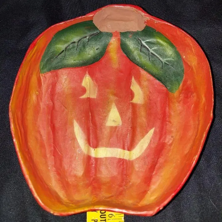 Product image for vintage Pumpkin bowl made in the Phillipines 