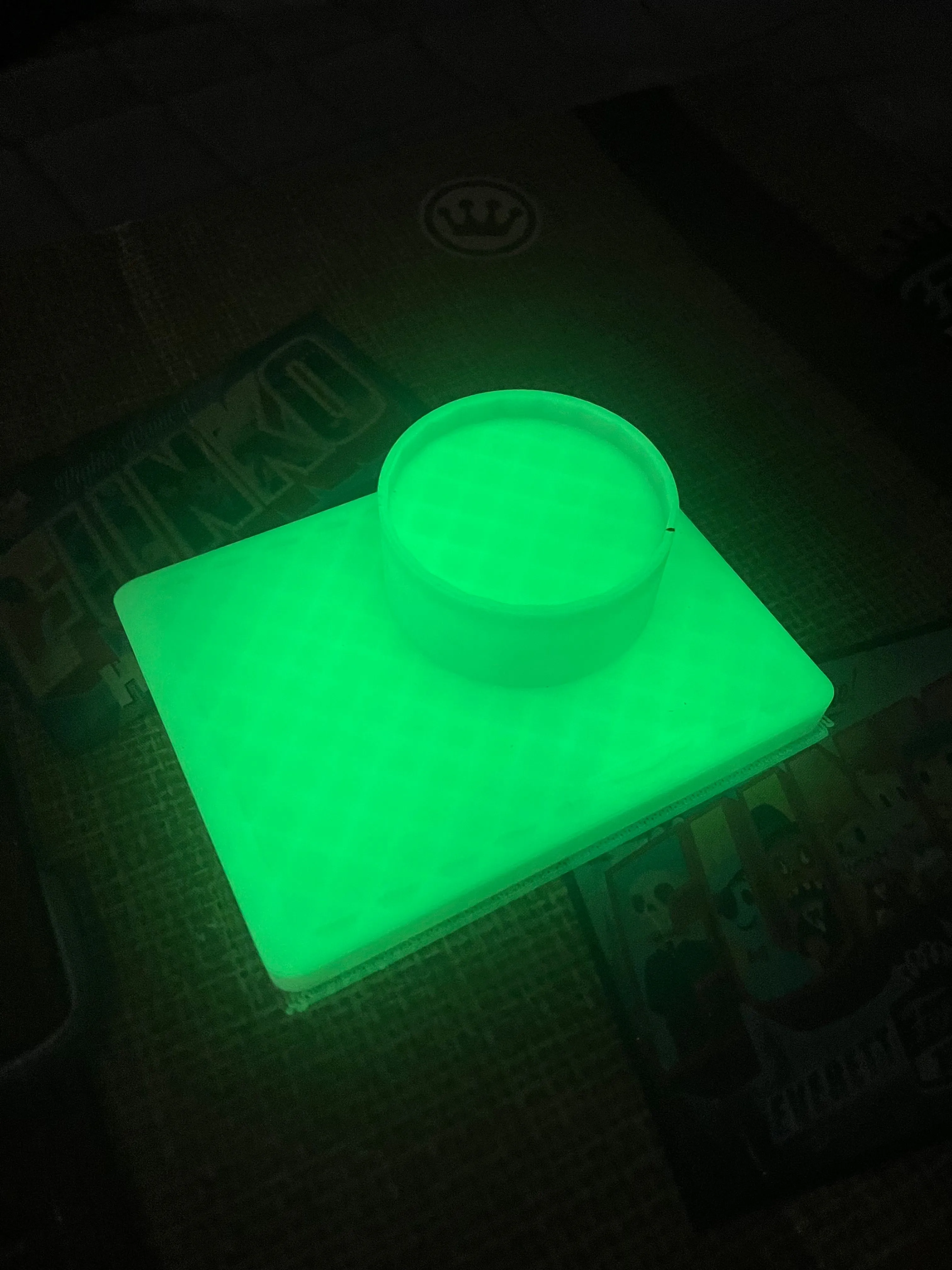 Product image for Green glow soda stand