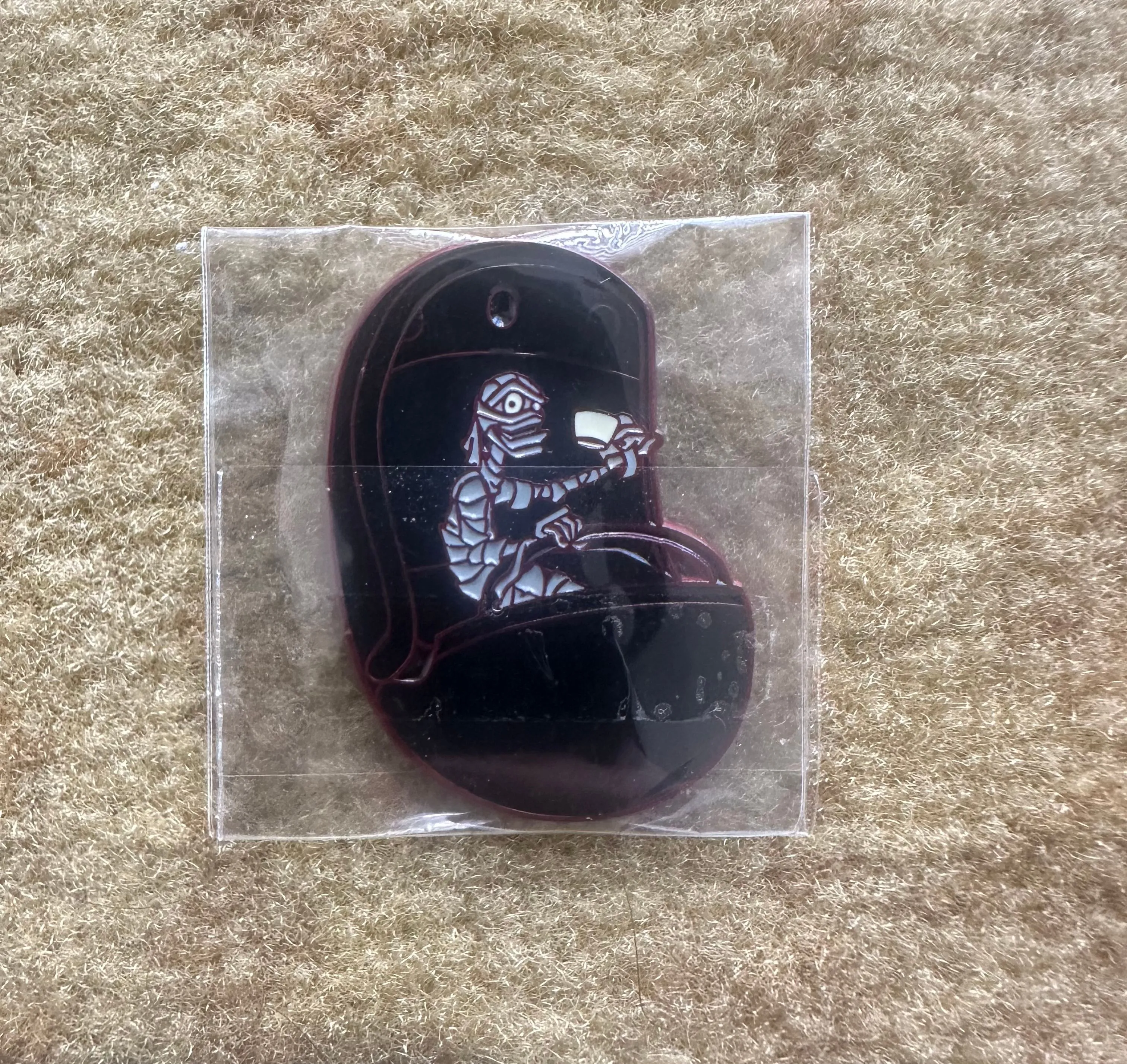 Product image for Disney O-pin House Haunted Mansion Doombuggy Mummy Red Chaser LE 40