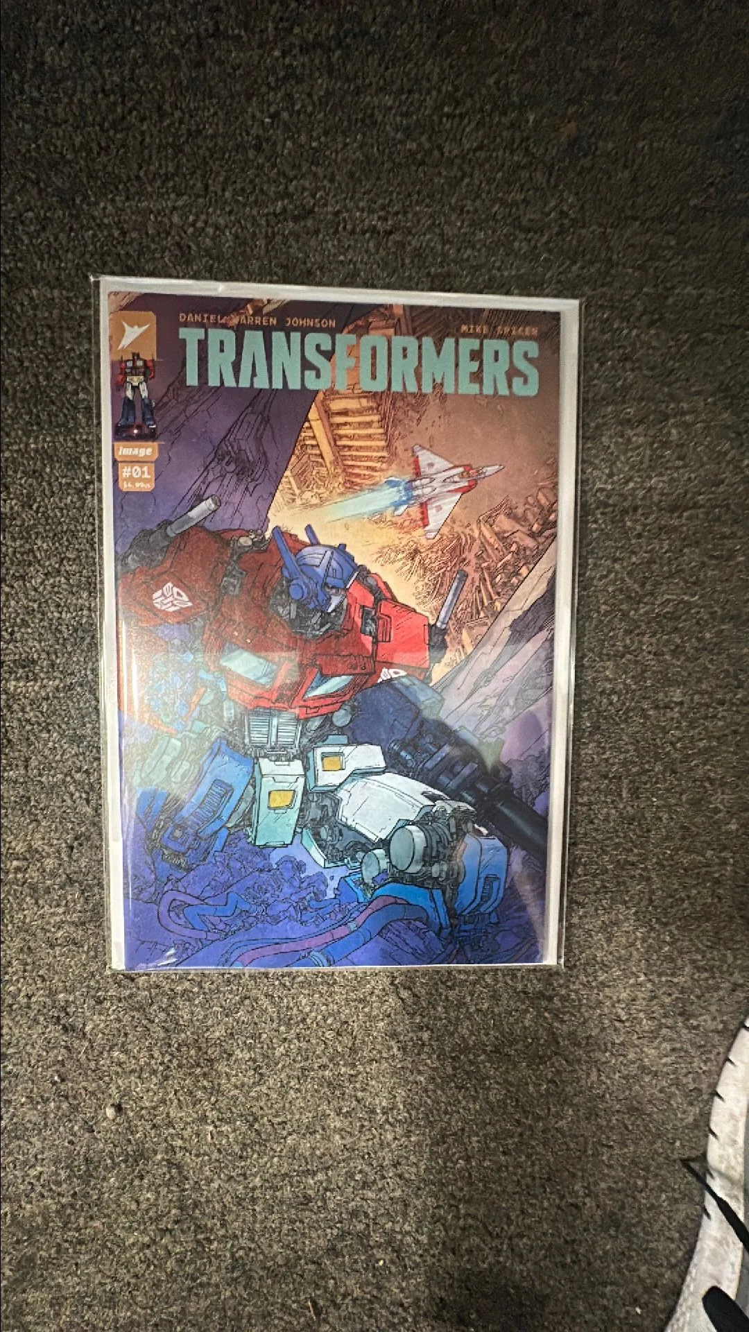 Product image for Transformers 1, Ryan Berry Trade dress Variant Limited to 1000