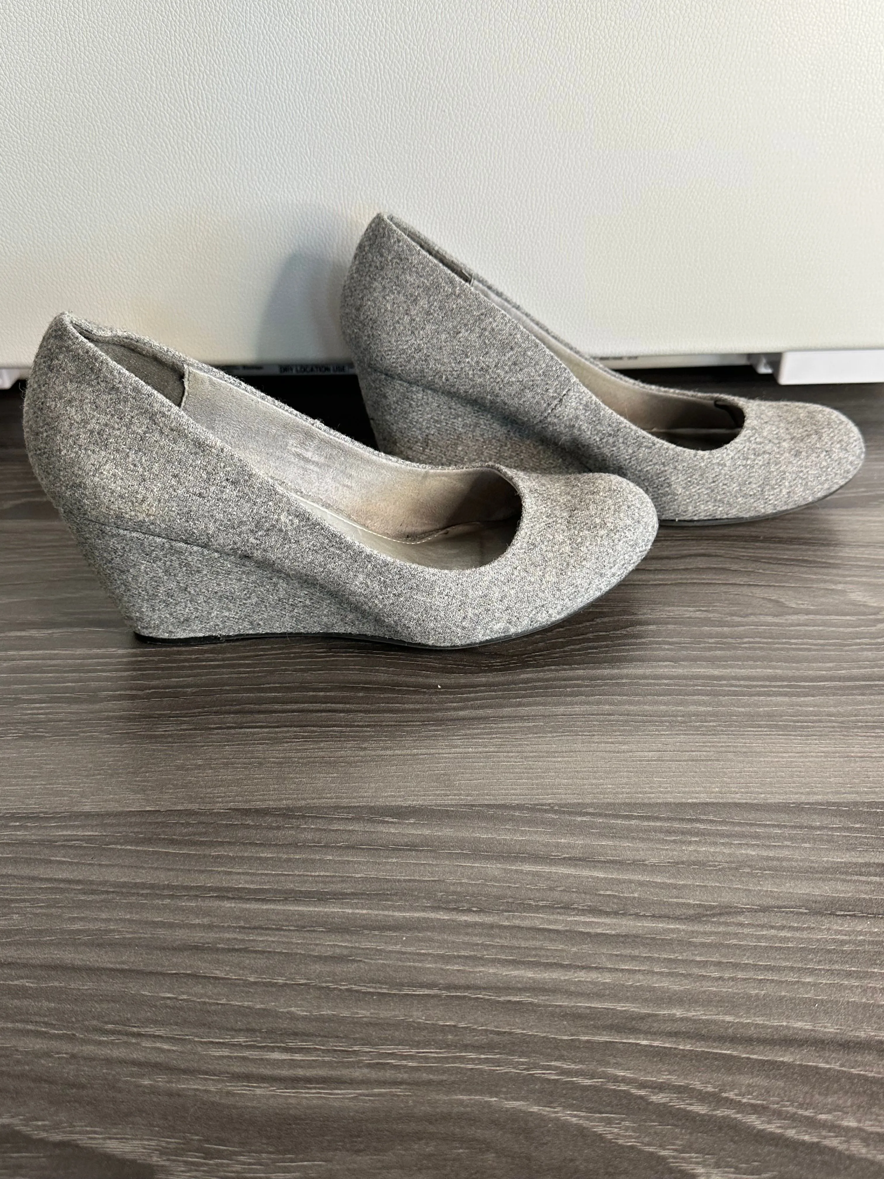 Listing Image Blurred Background