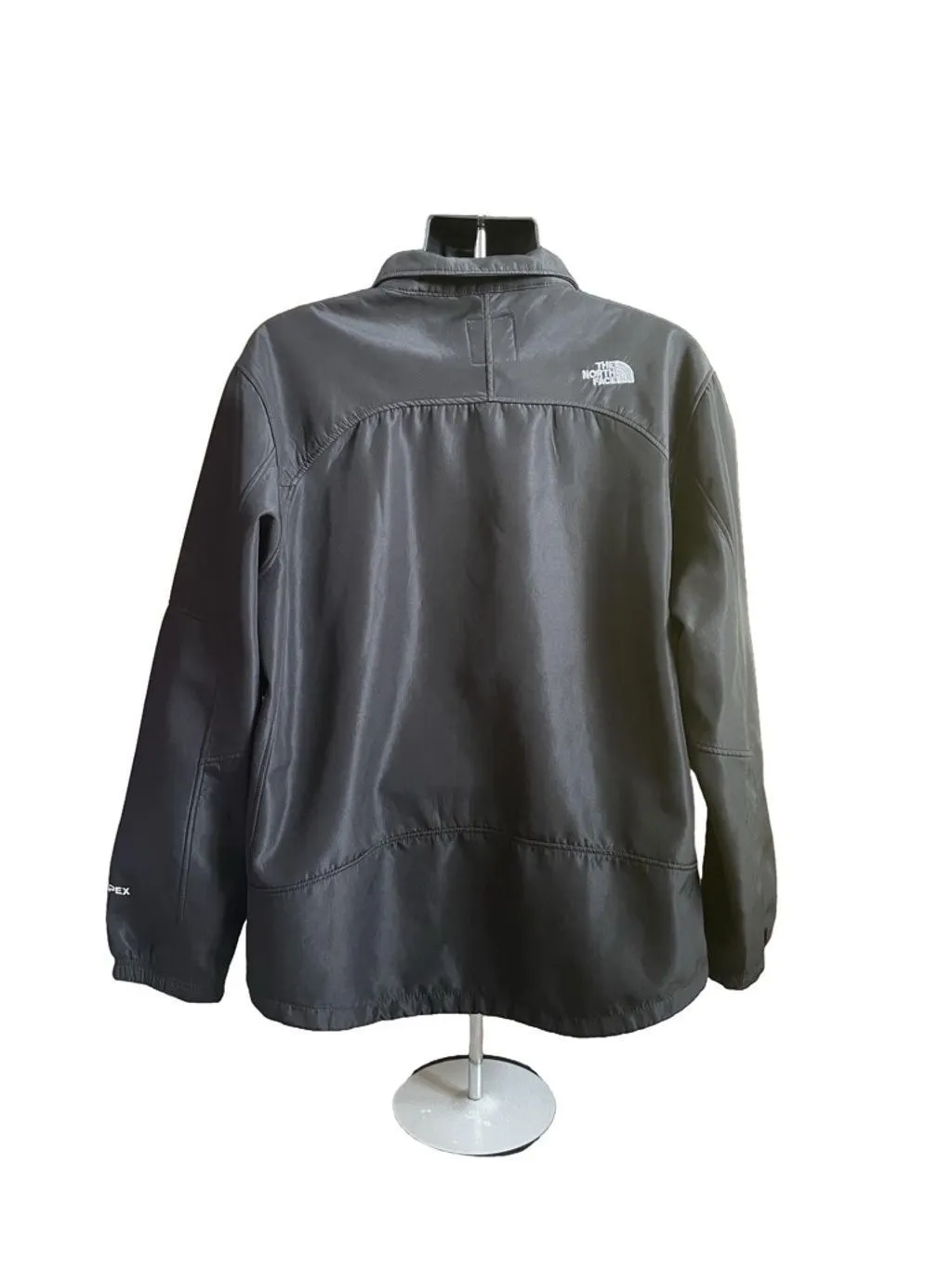 Listing Image Blurred Background