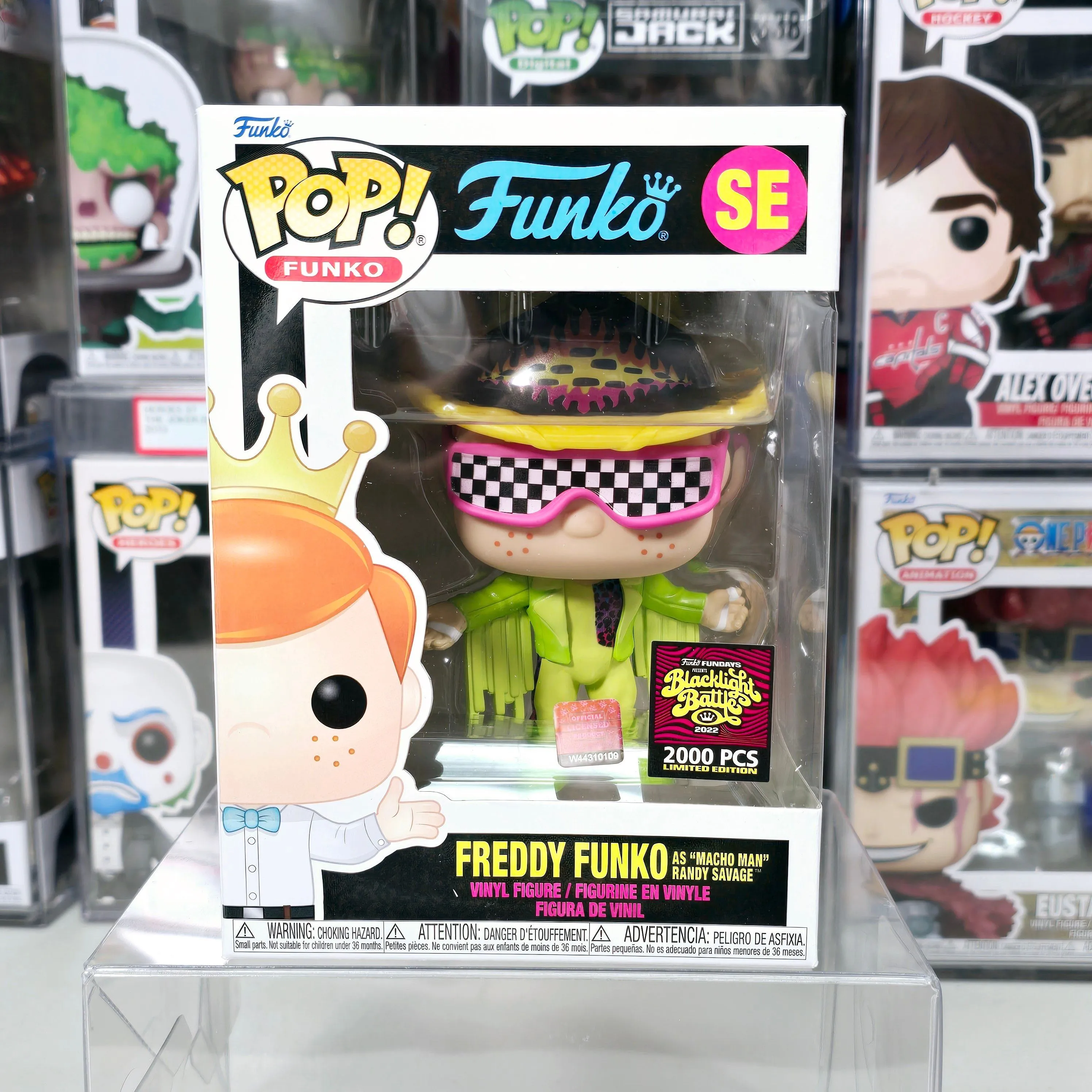 Product image for 2022 Funko Fundays Blacklight Battle - Freddy Funko as "Macho Man" Randy Savage (2000 PCS)
