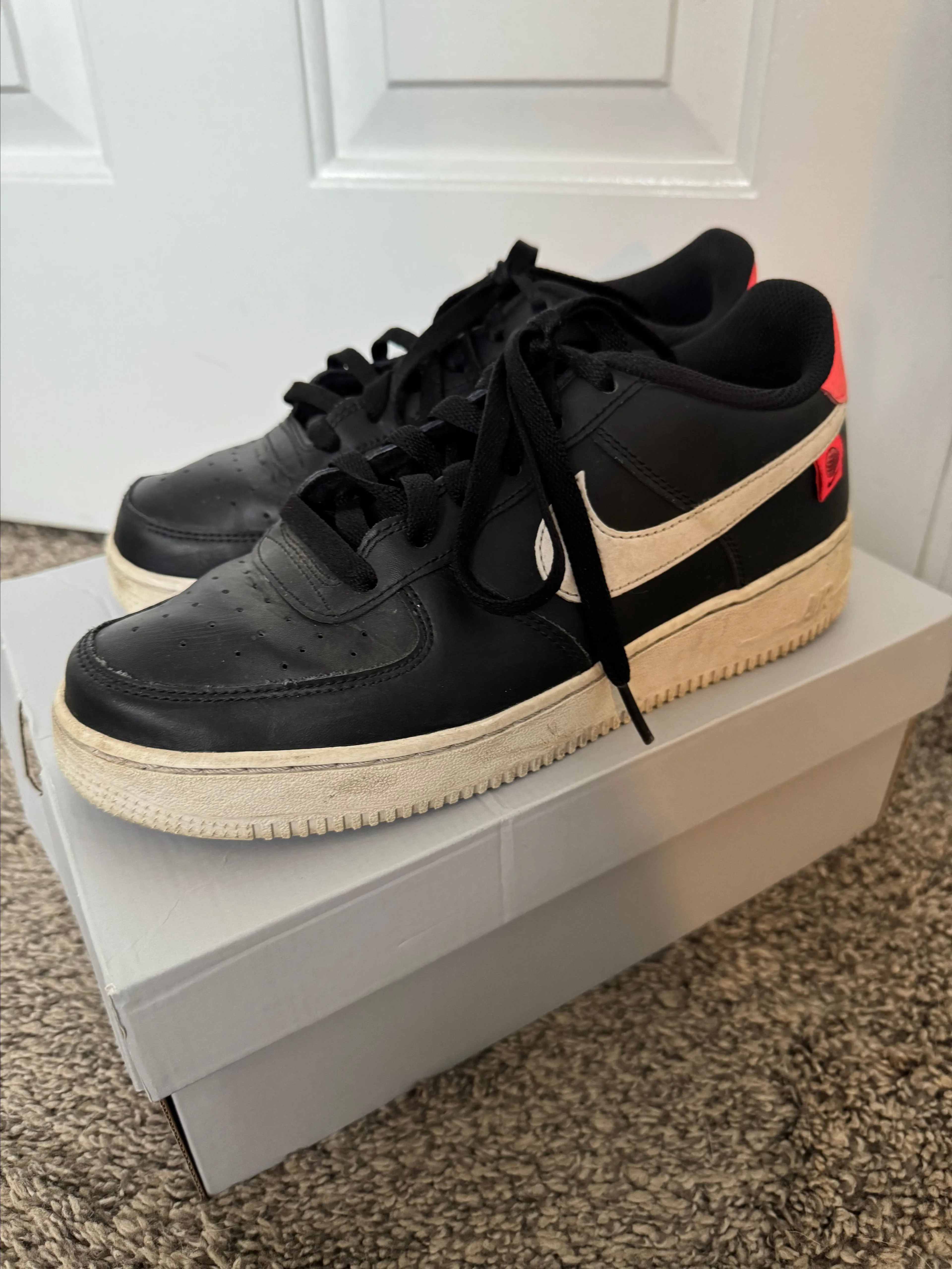 Product image for Air Force 1 '07 Low 'Worldwide Pack - Black Flash Crimson
