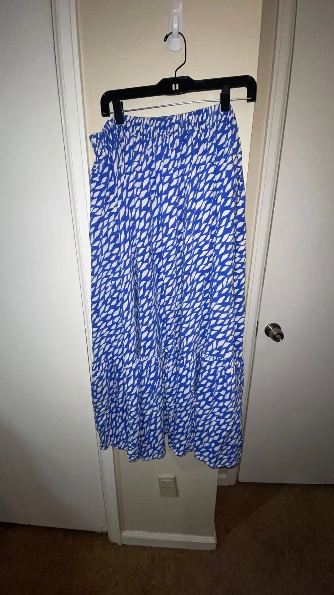 Product image for 162 - 2X Eloquii Maxi Skirt- elastic waist