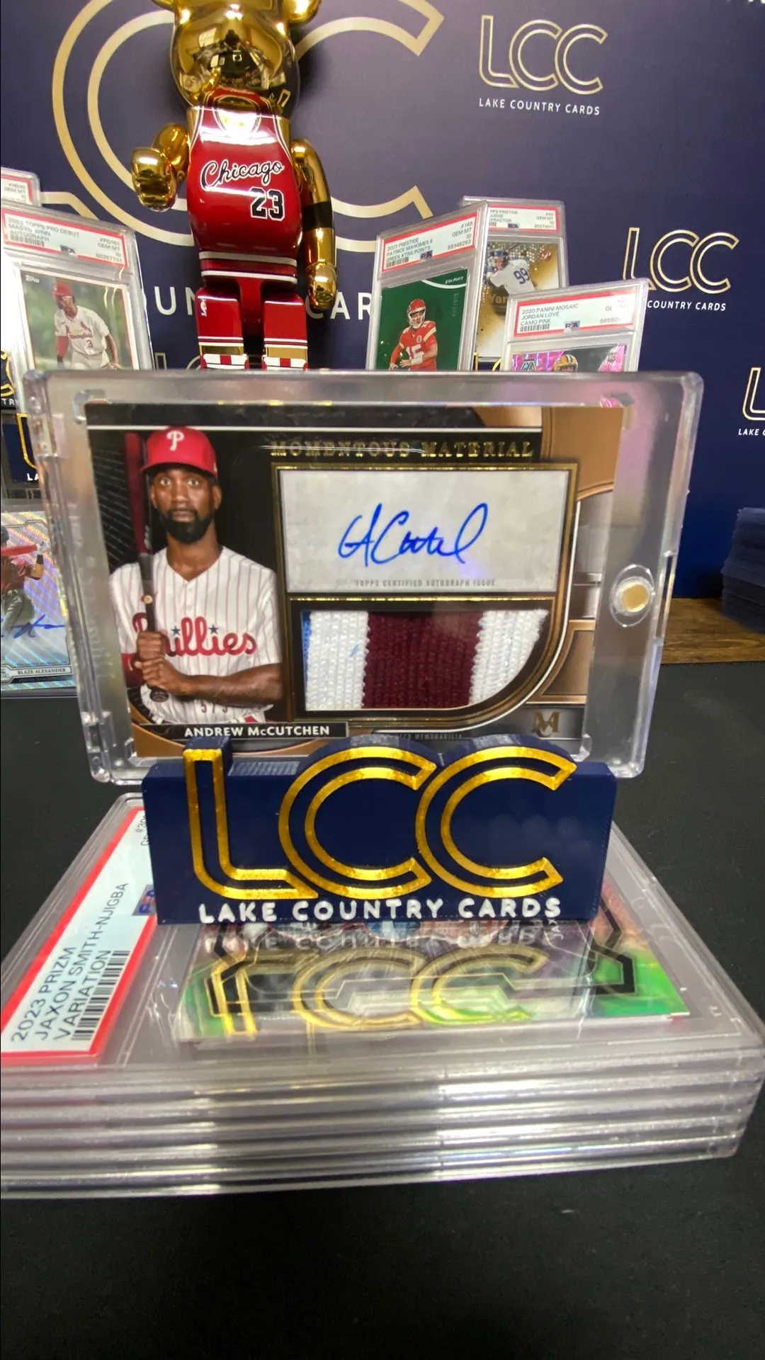 Product image for 2021 Museum Momentous Material Jumbo Patch Andrew Mccuthen Autograph 5/5