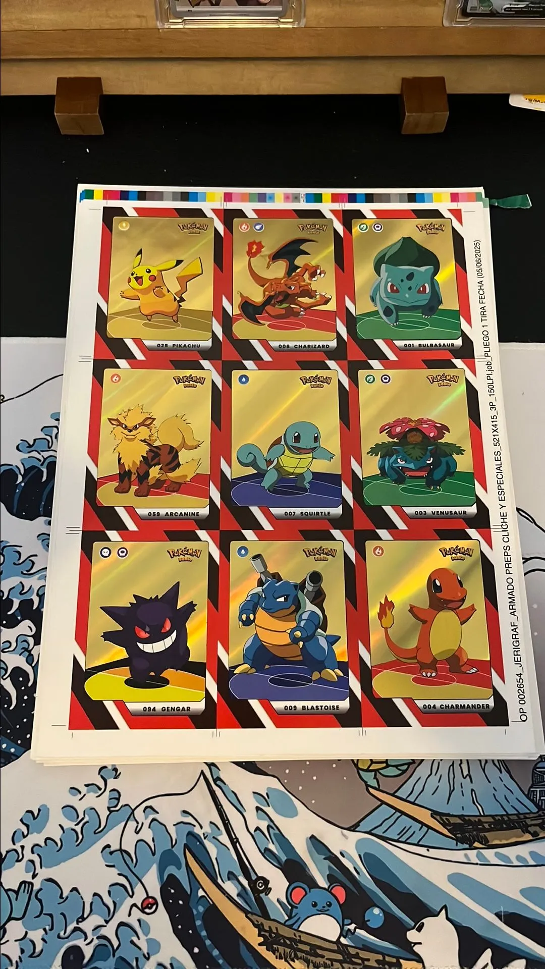Product image for Uncut Full House Kanto Gold Holo