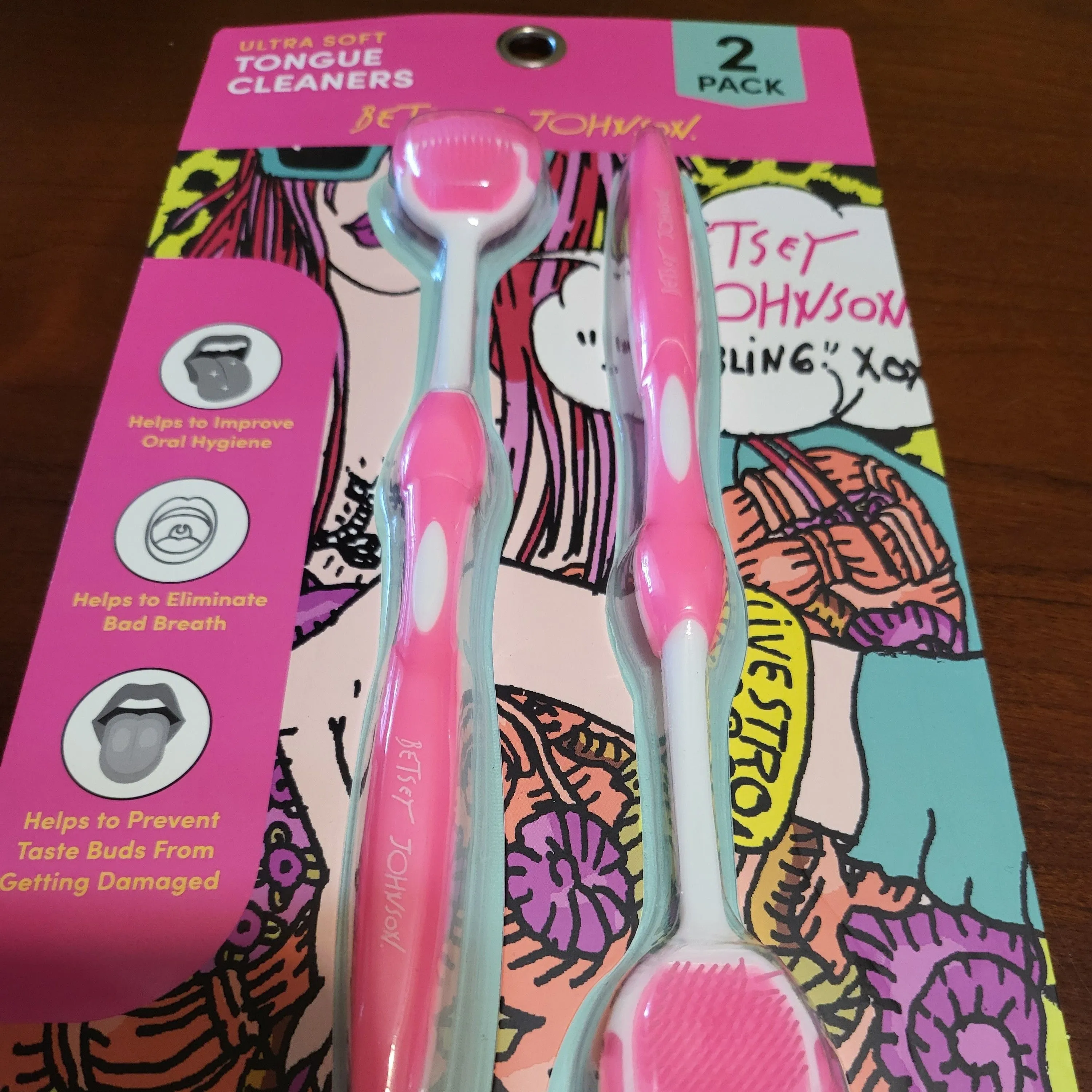 Product image for Betsy Johnson tongue cleaner