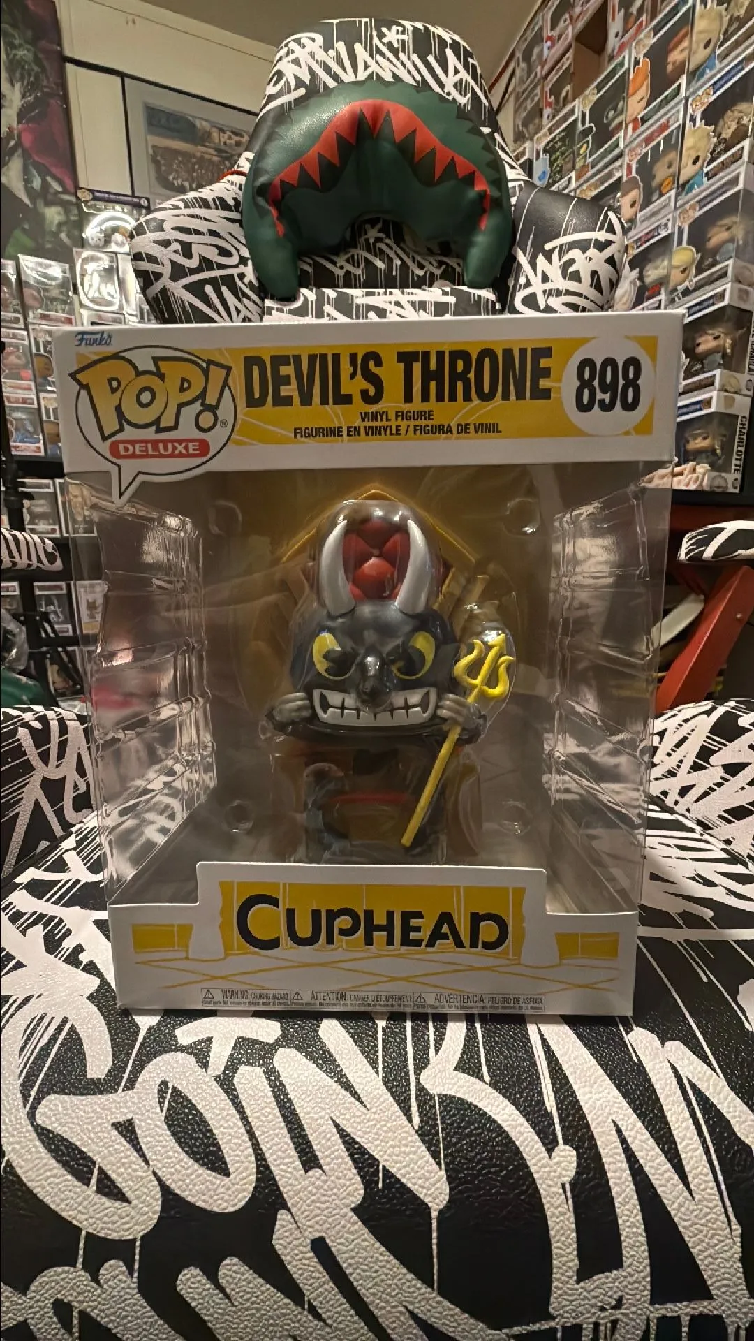 Product image for Devil's throne Cuphead