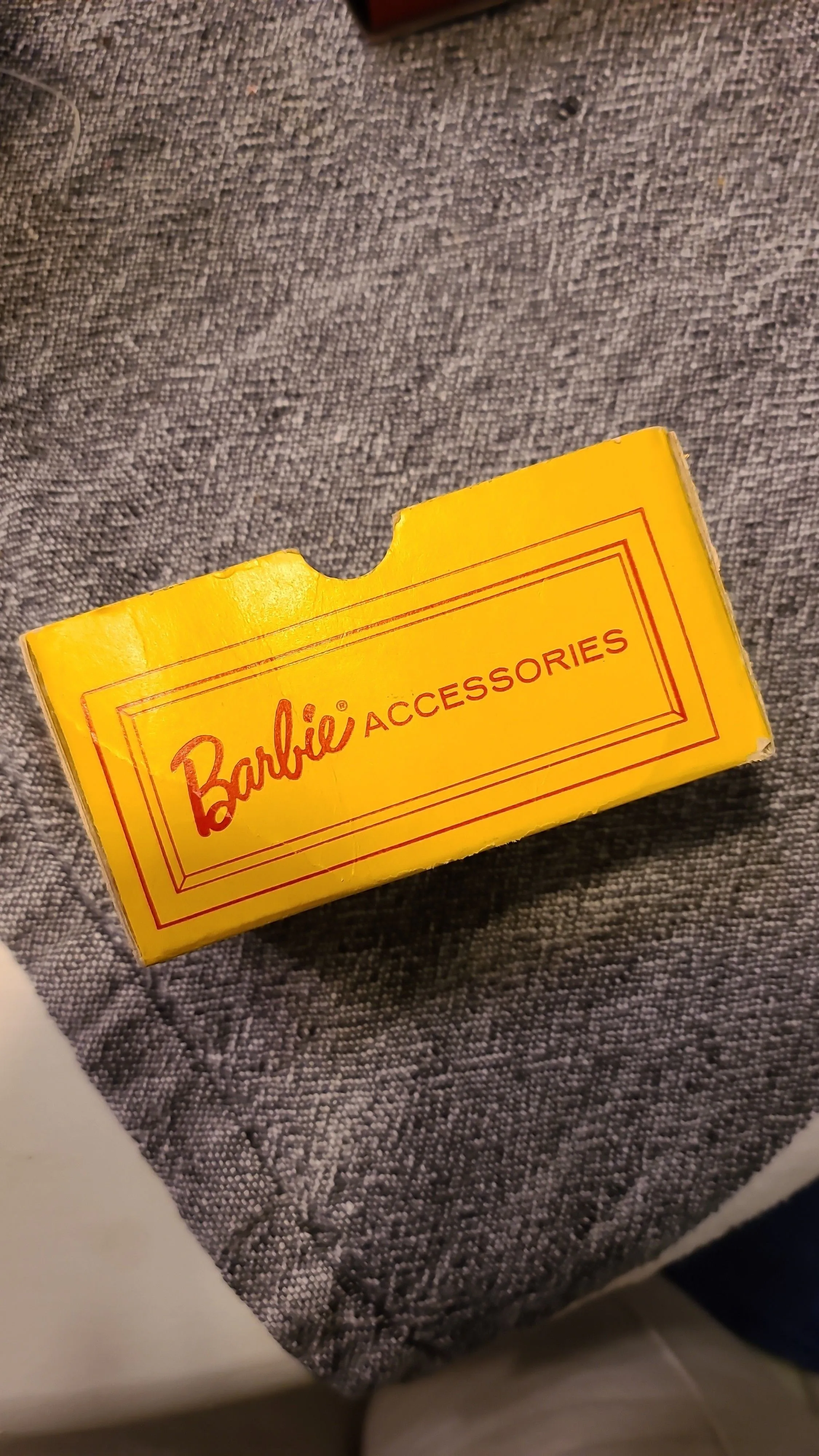 Product image for 60s Barbie Vinyl Case Yellow Accessories Box