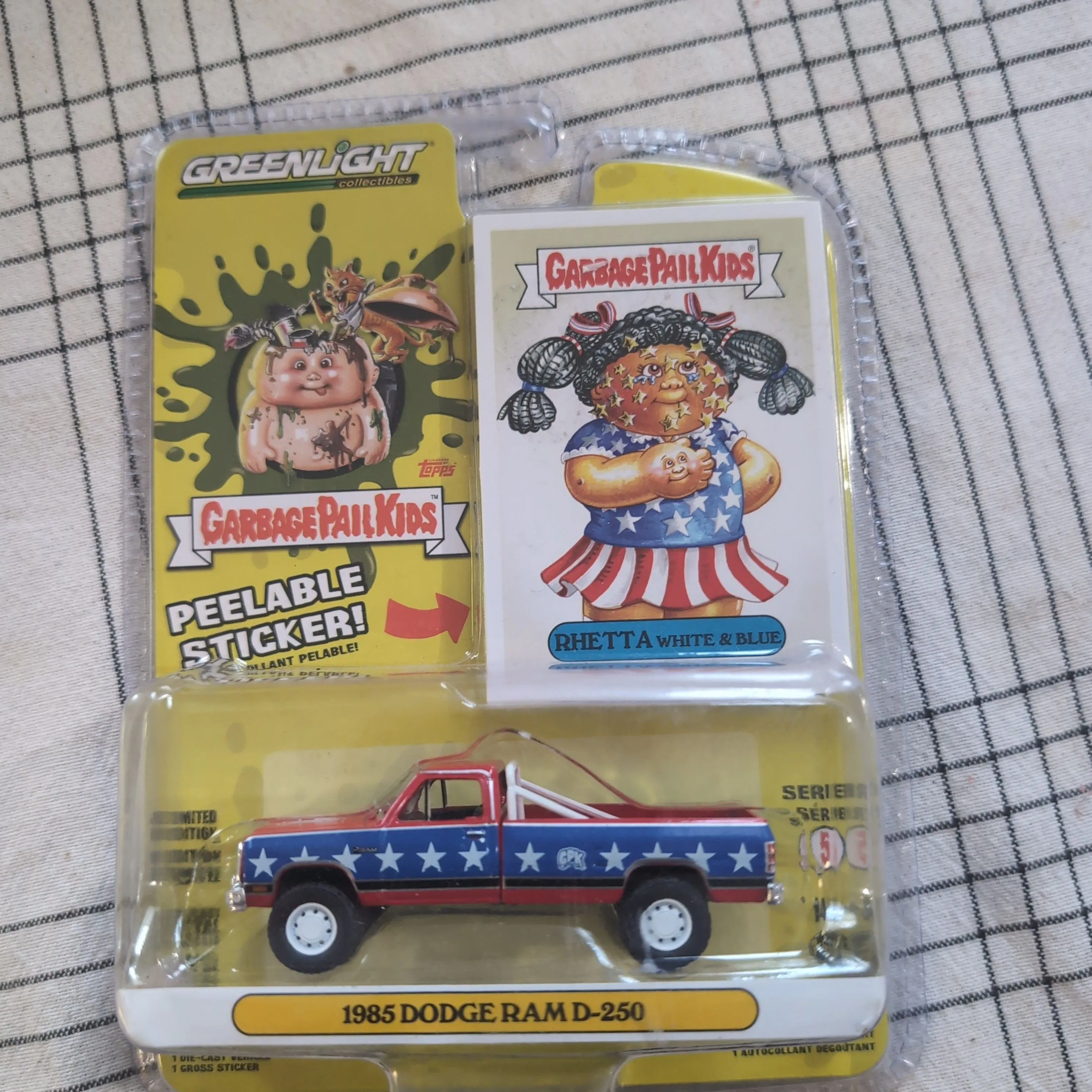 Product image for Tow Mitch GPK Hot wheel w/coin 