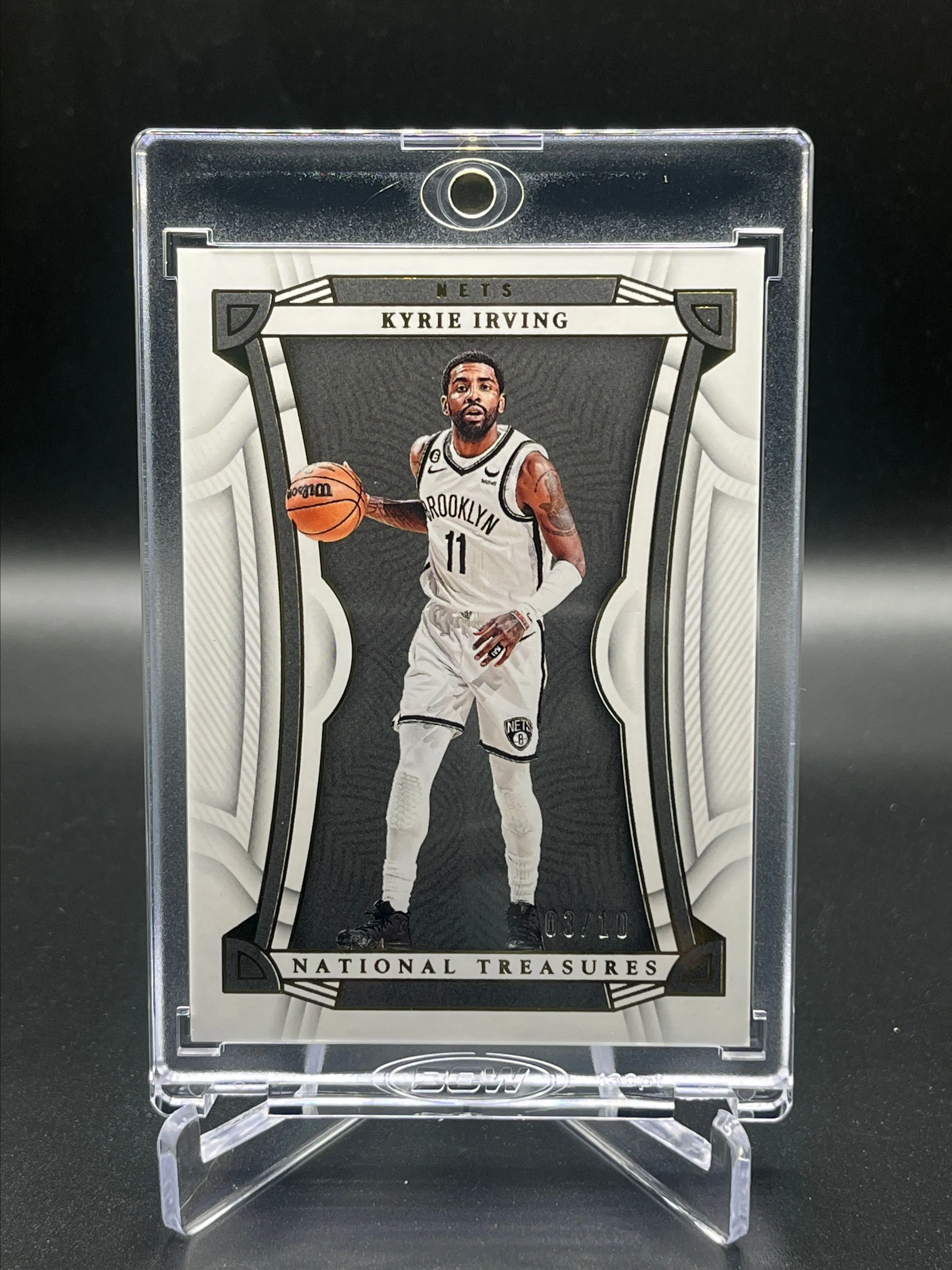 Product image for 2022-23 Panini National Treasures Kyrie Irving Gold /10 FOTL Brooklyn Nets SSP #16