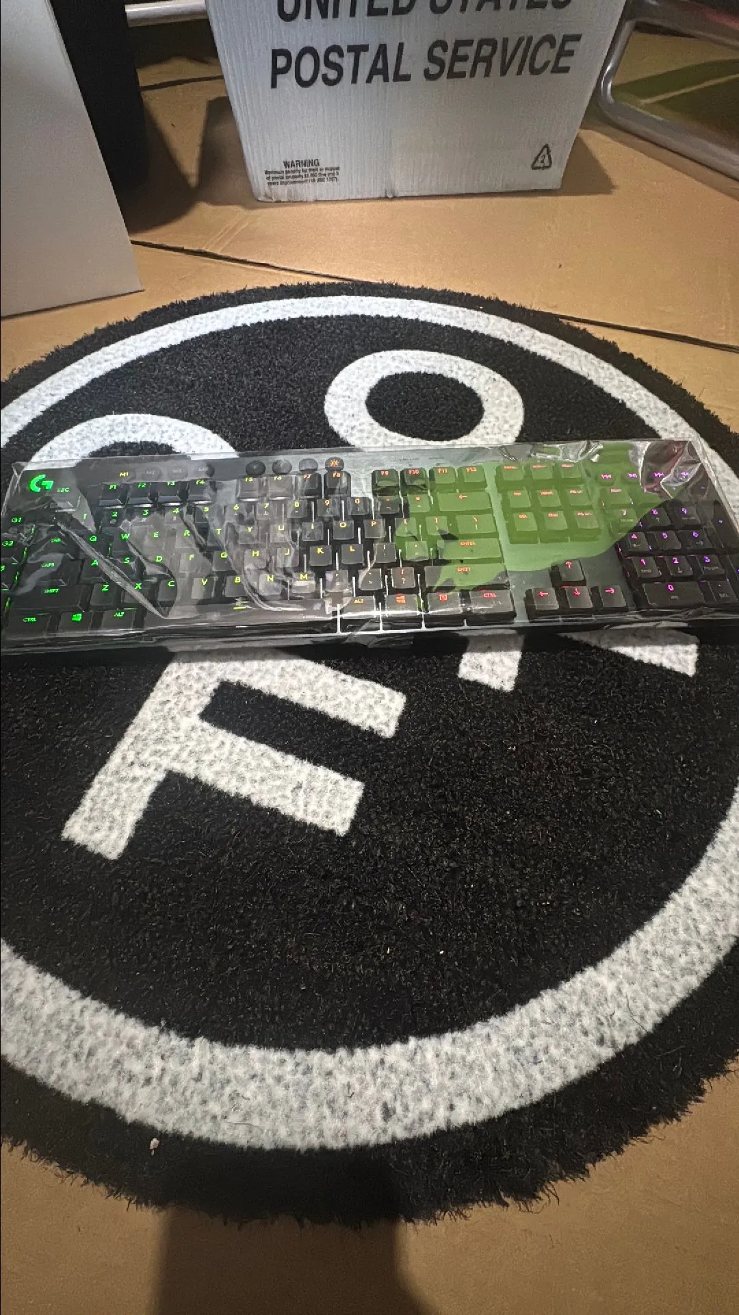 Product image for Logitech G915 Wireless (Clicky)