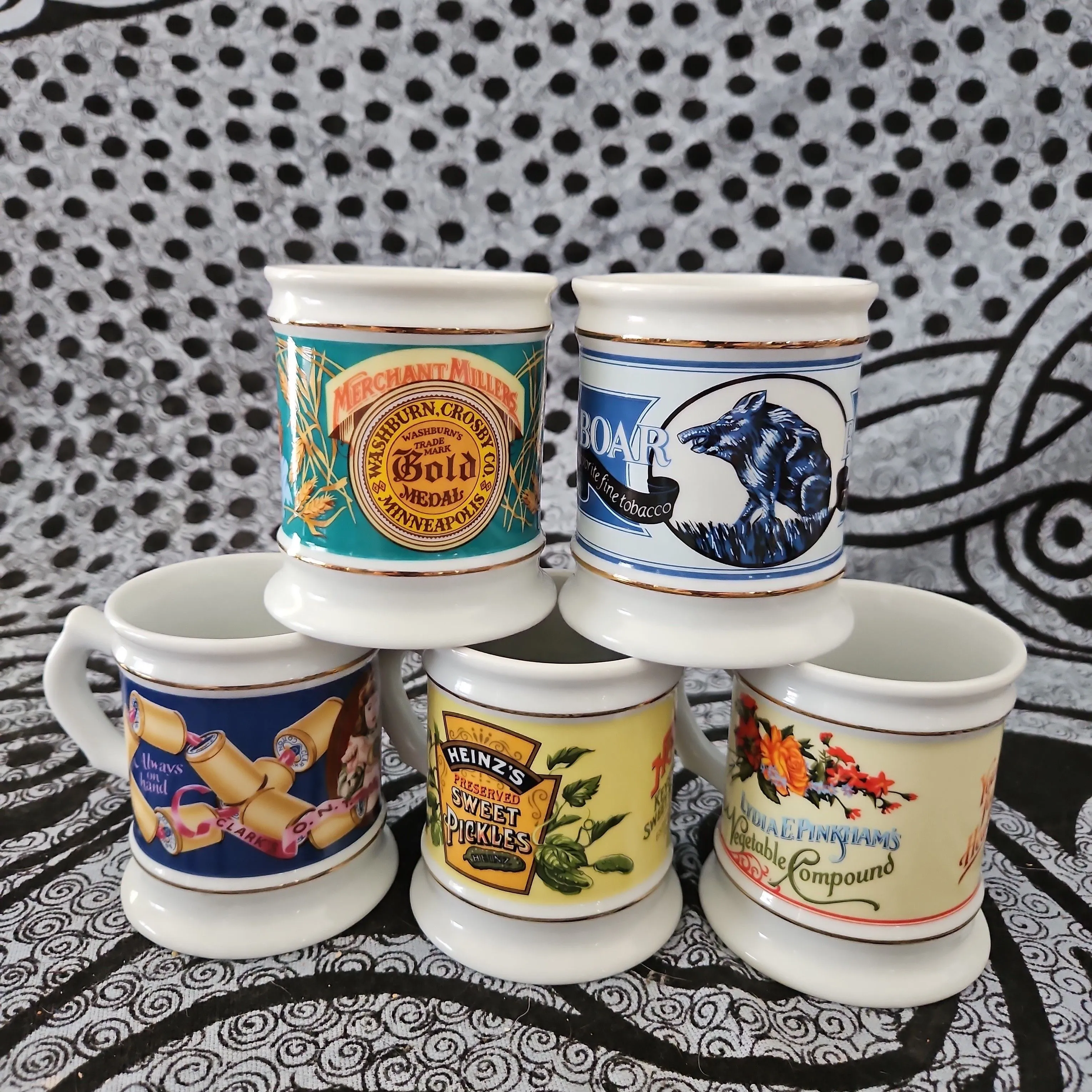 Product image for the corner store poceline mug collection set of 5