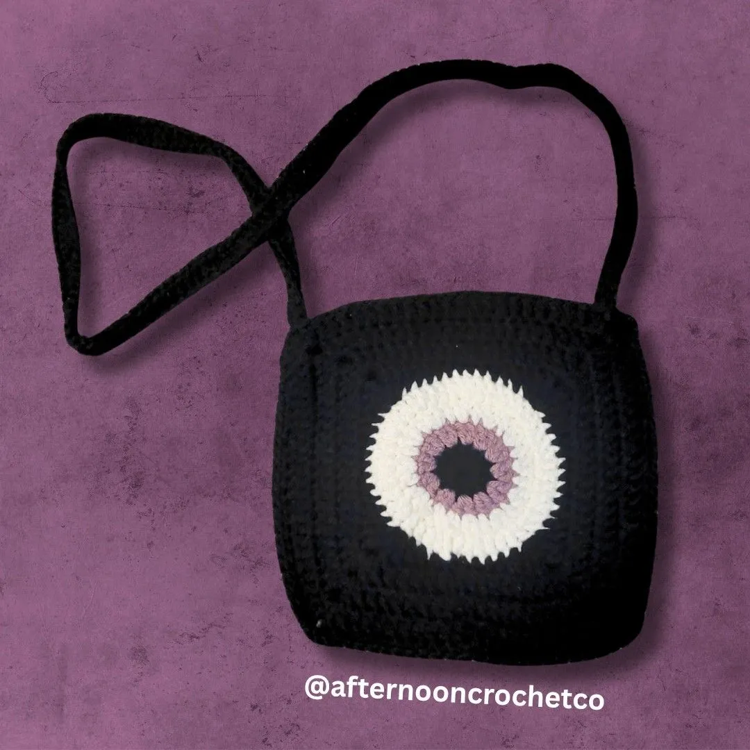 Product image for Crochet - Mauve Eyeball Crossbody Purse