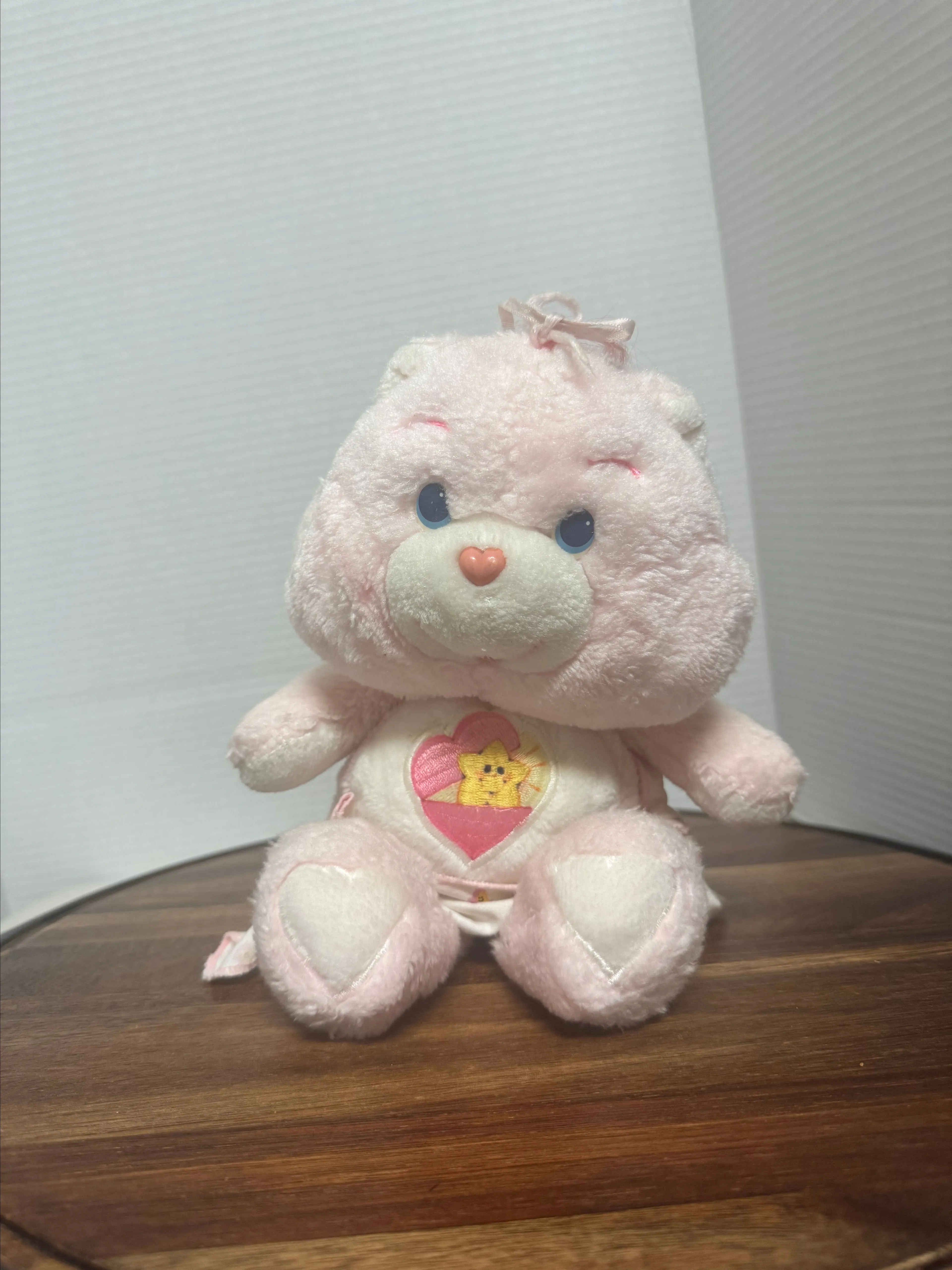 Product image for Vintage 1983 Kenner baby hugs care Bear