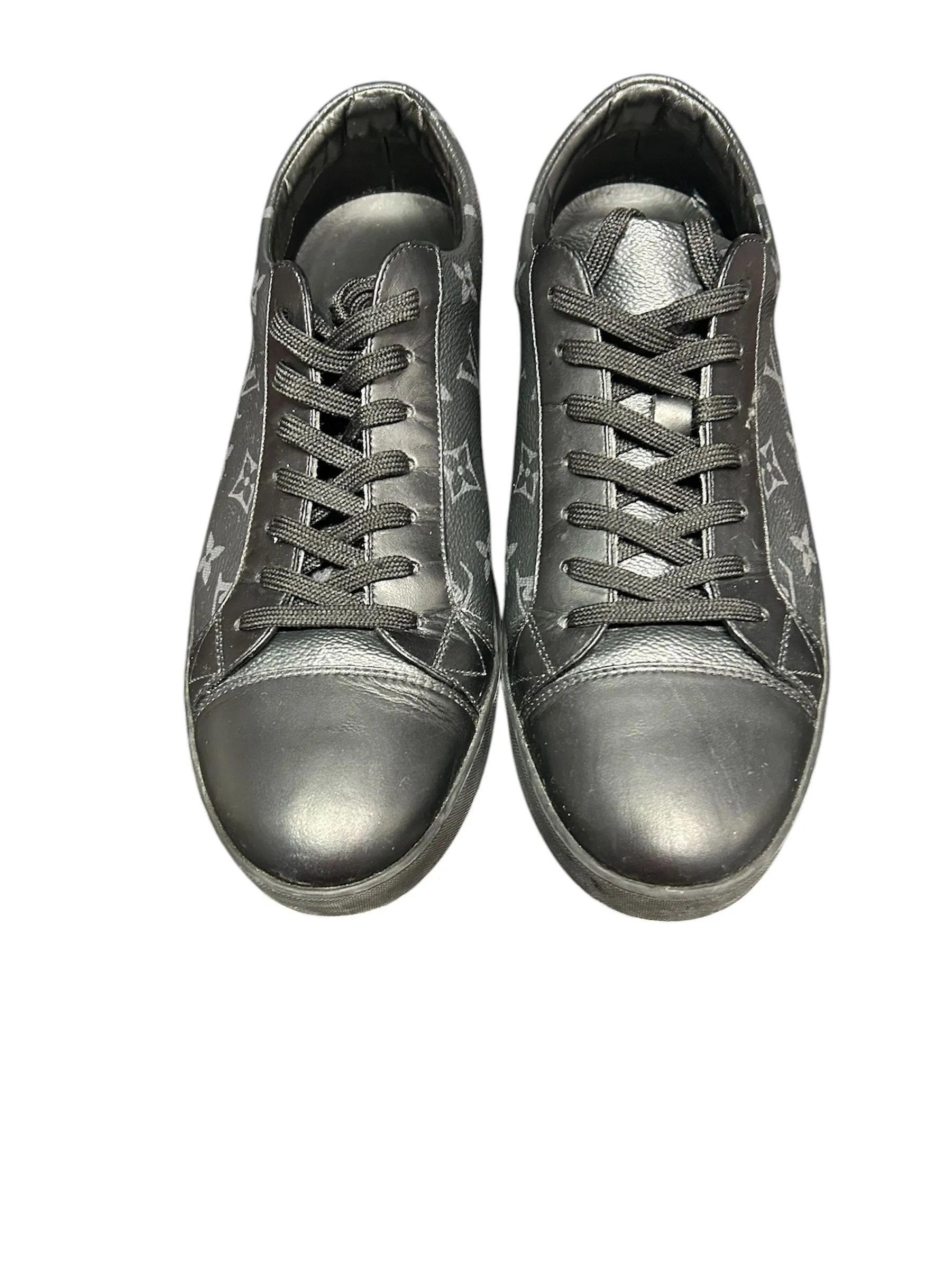Listing Image Blurred Background