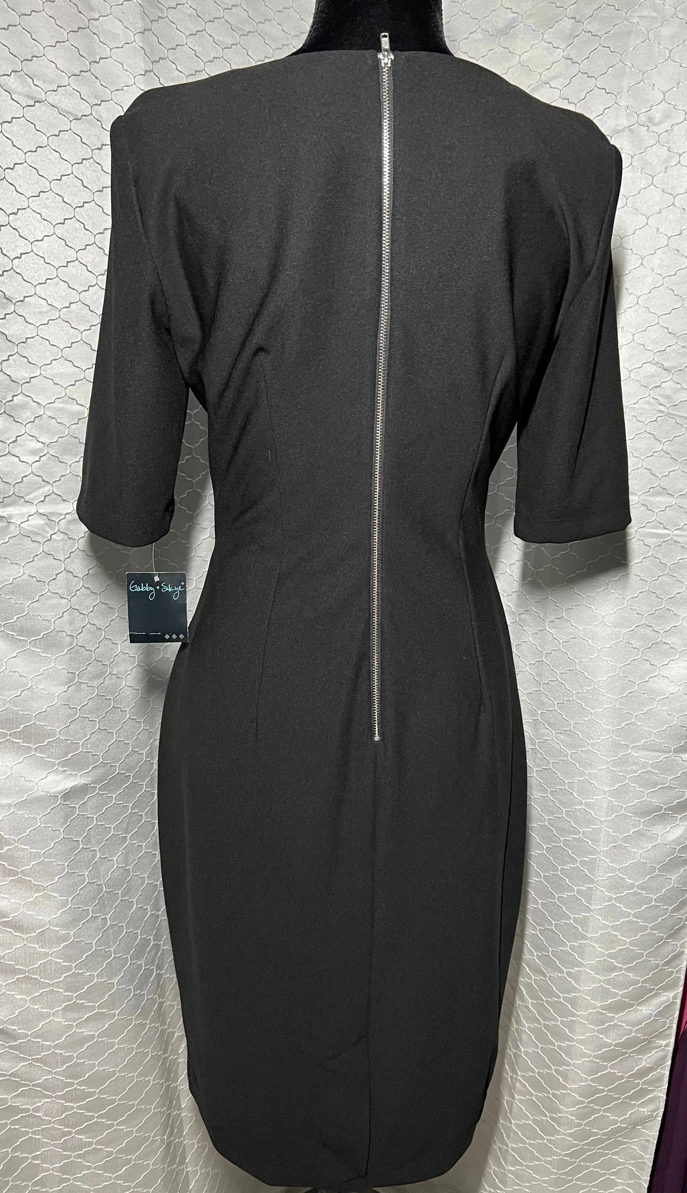 Listing Image Blurred Background