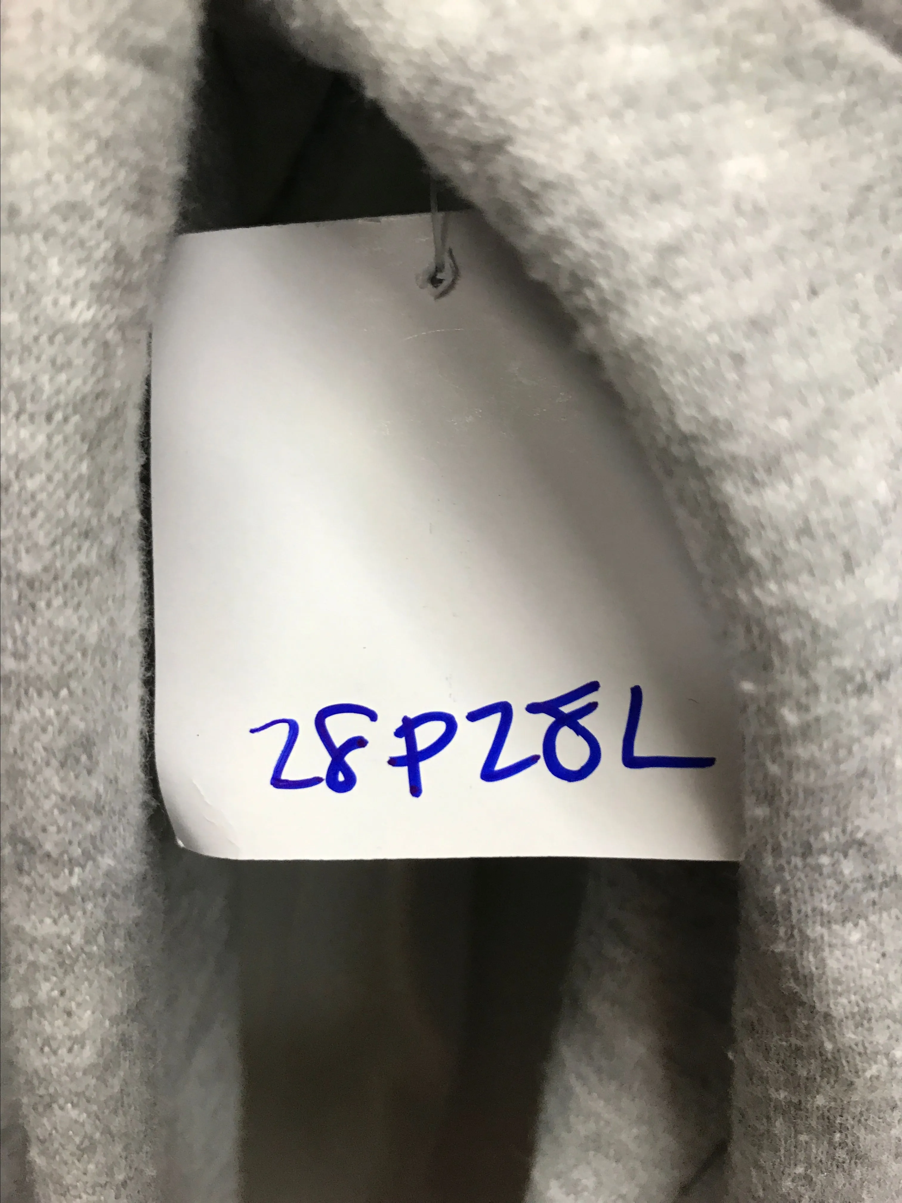 Listing Image Blurred Background