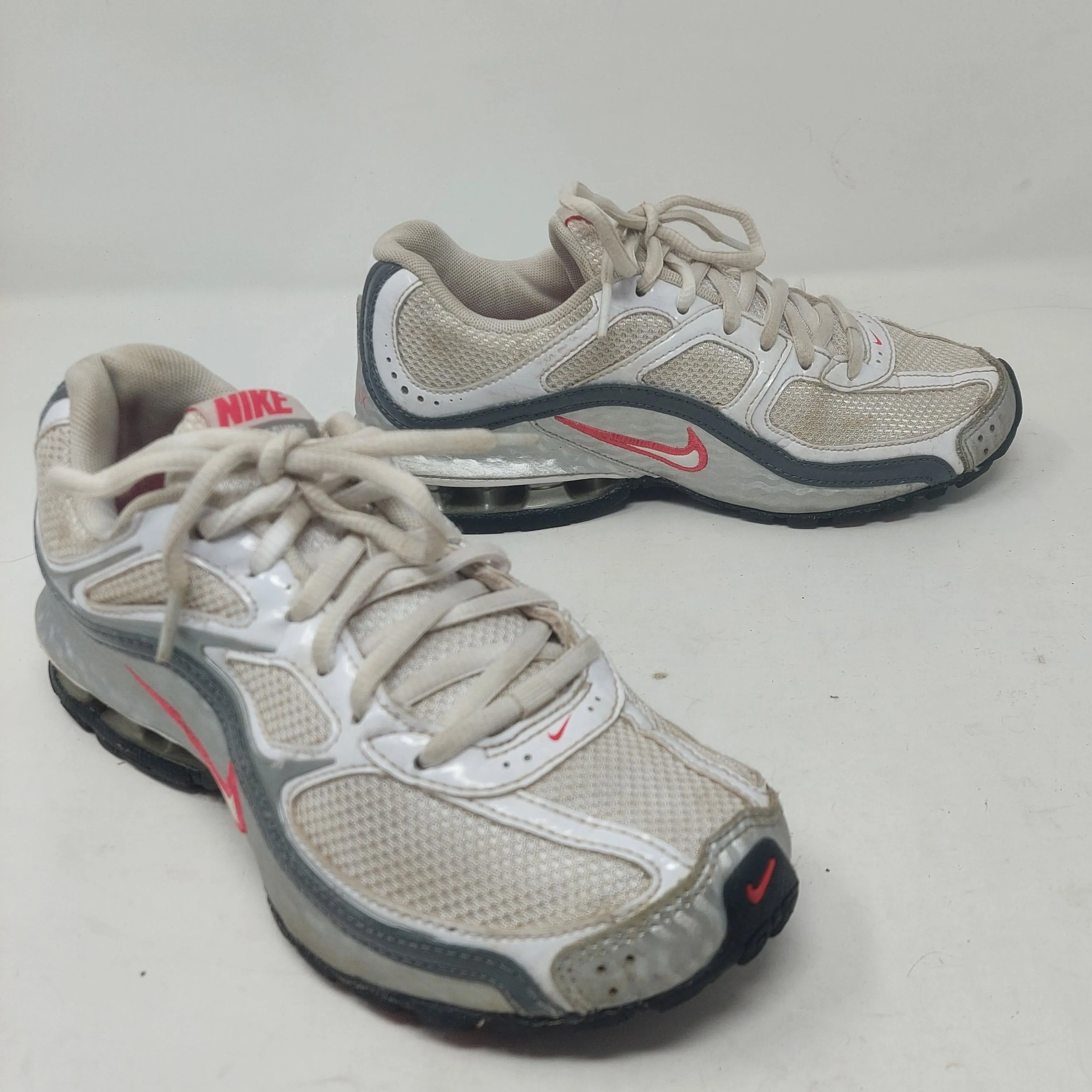 nike reax run womens shoes