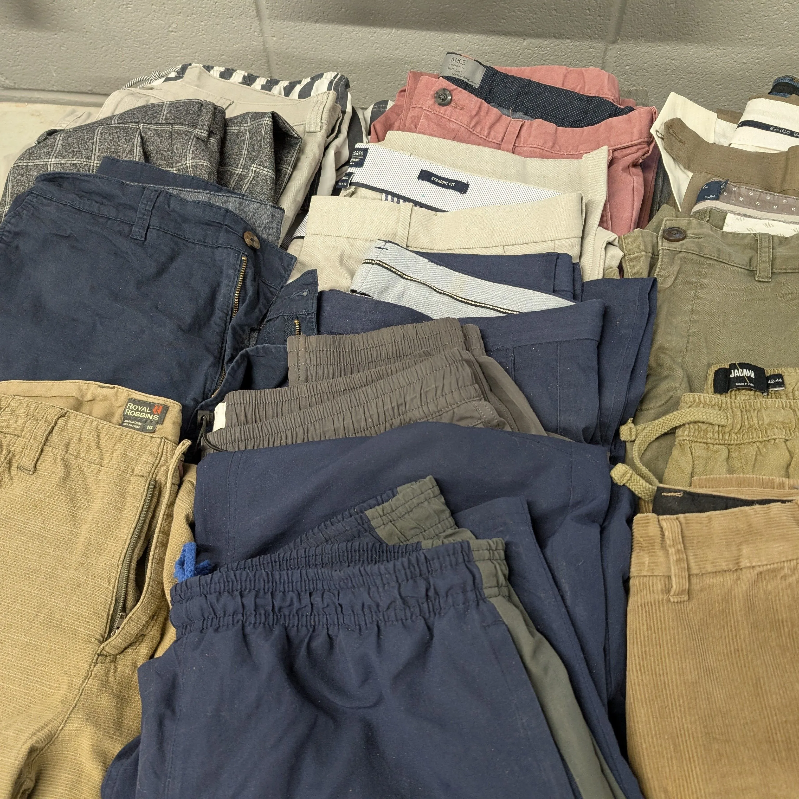 Product image for Mens Trousers / shorts wholesale mix mixed sizes and styles 