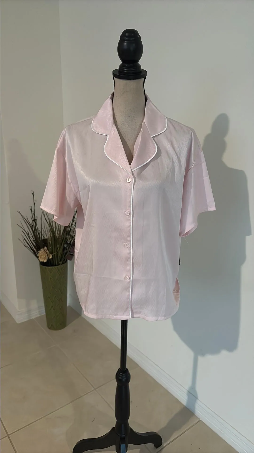Product image for NWT $68 BCBG silky sleep shirt medium T135