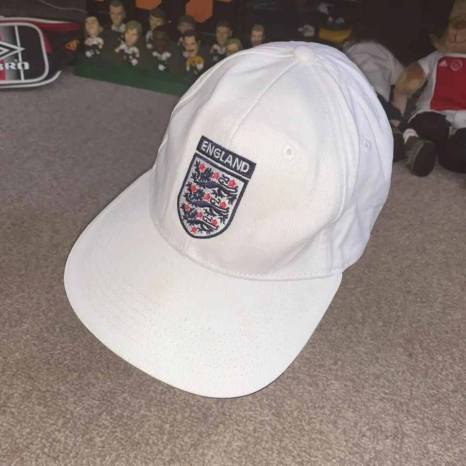 Product image for England 90’s Umbro Cap/Hat White Adults Unisex OSFA Adjustable