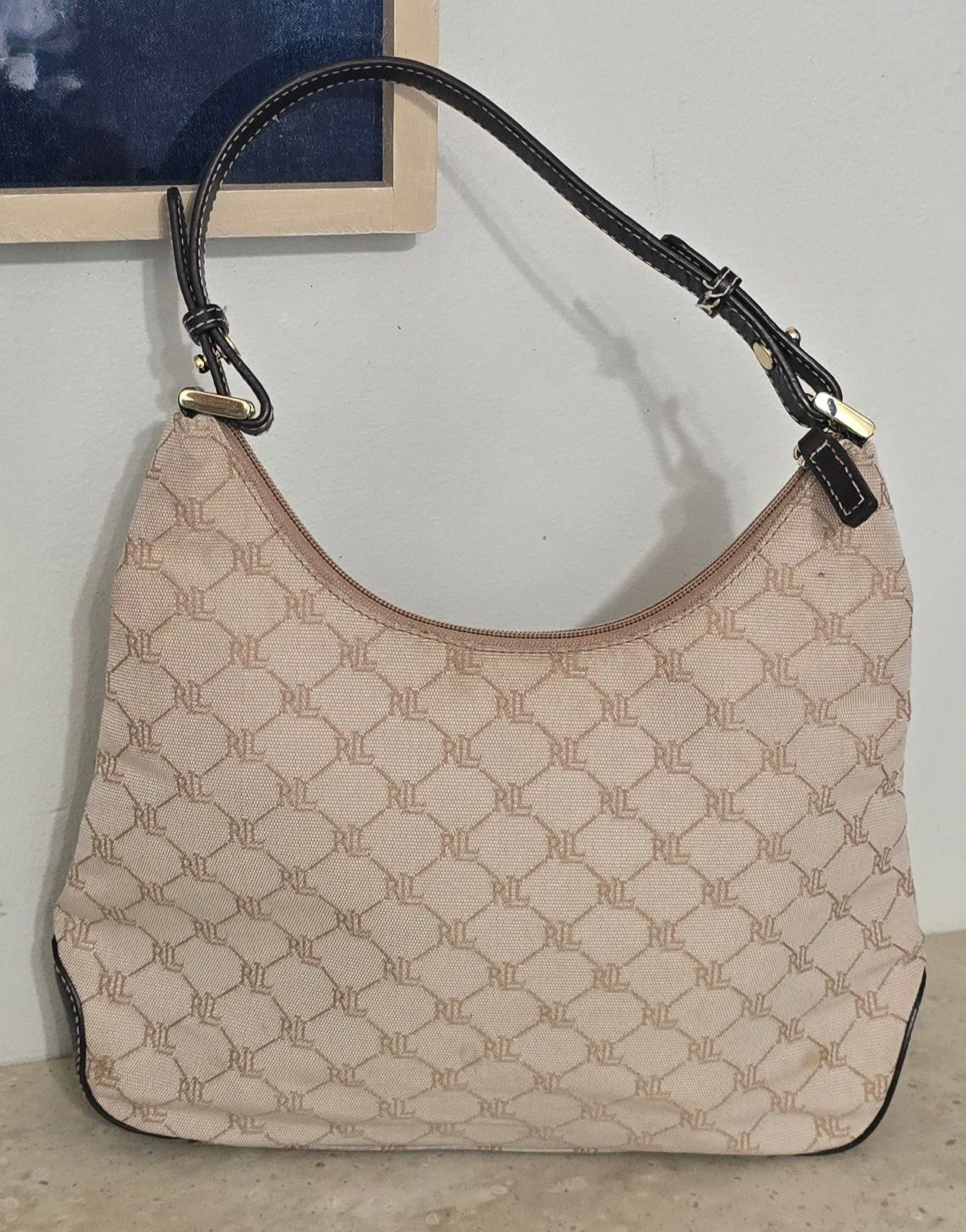 061f2748-ae4a-44f9-89a2-cb49edc2f95c