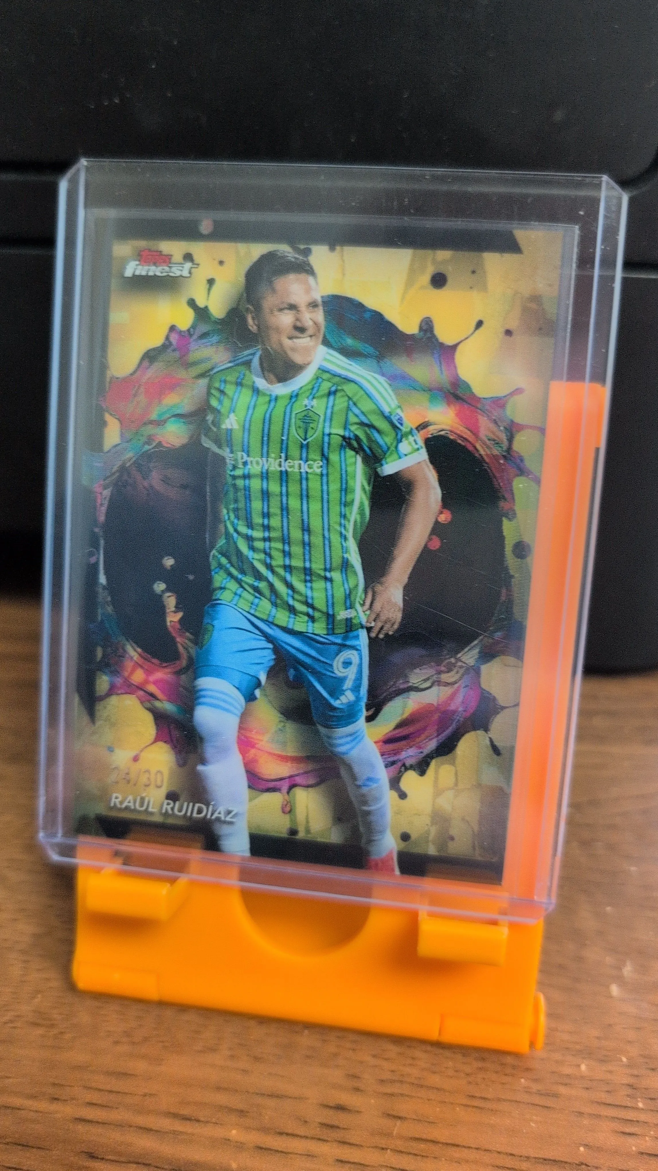 Product image for Raúl Ruidíaz 2024 Topps Finest #255 (RARE) Gold Refractor /30