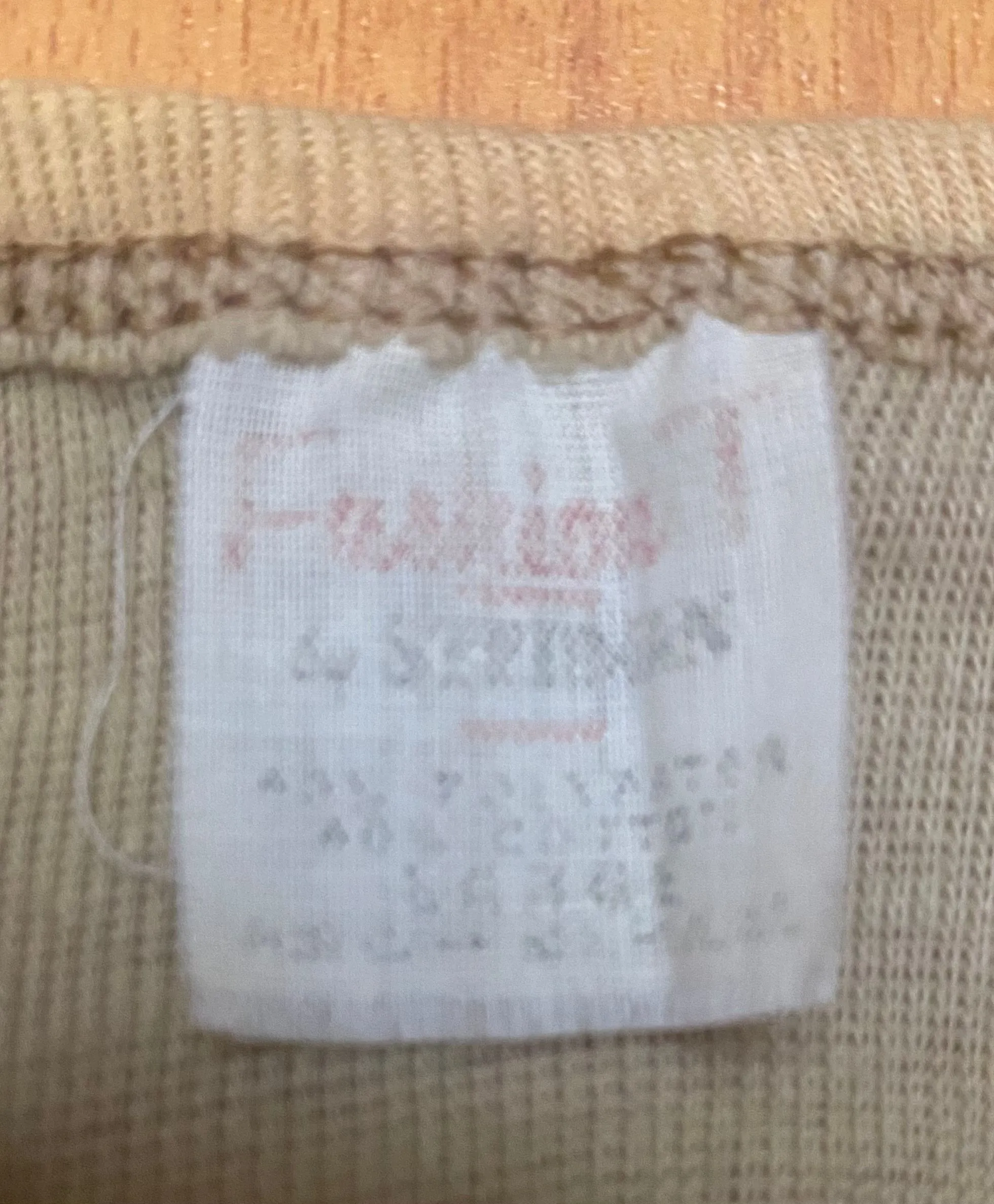 Listing Image Blurred Background