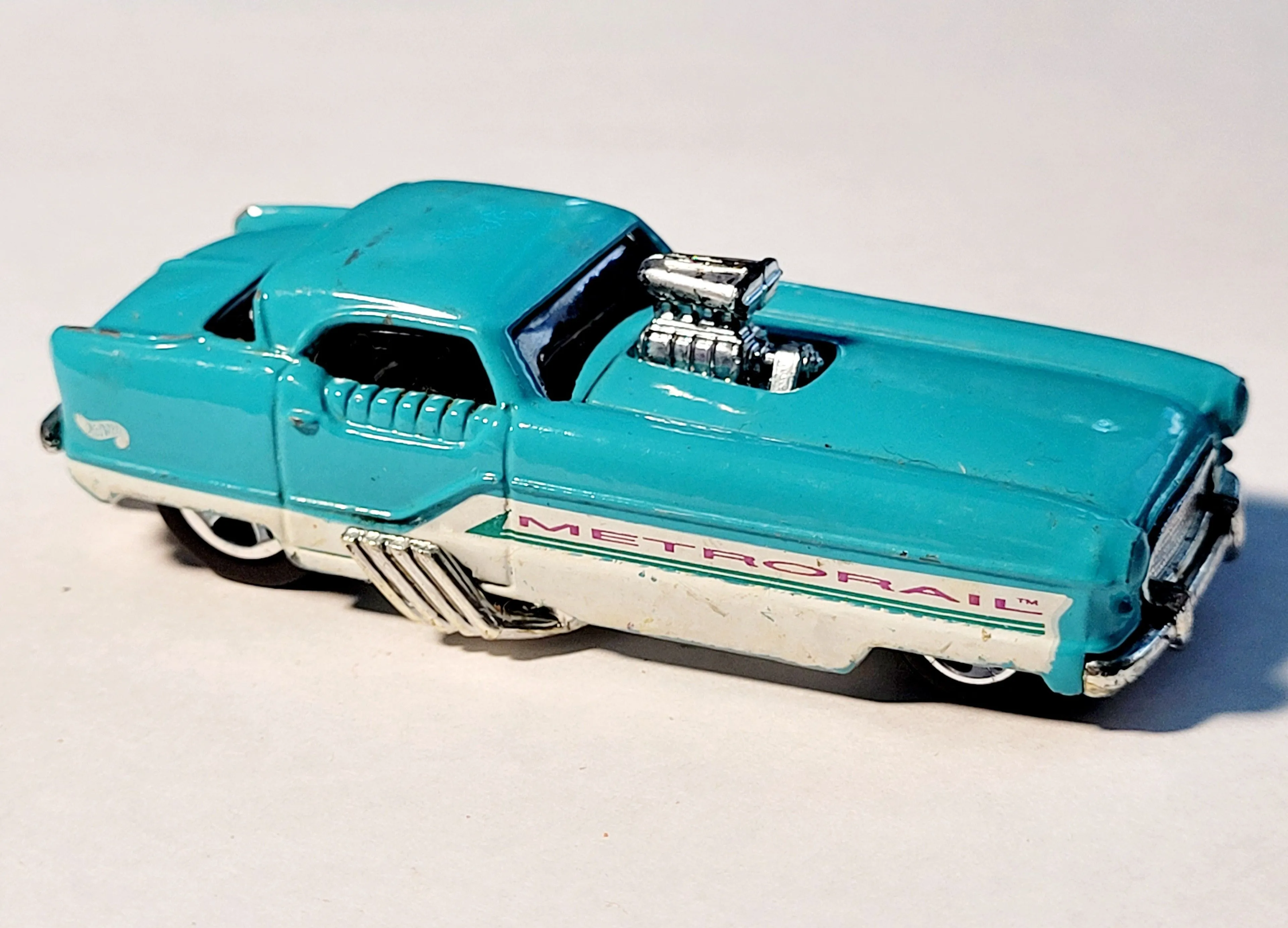 Product image for 2000 Hot Wheels 23/36 Nash Metrorail First Edition Blue/White Die-Cast 1:64 Car Scuffed Used Conditi