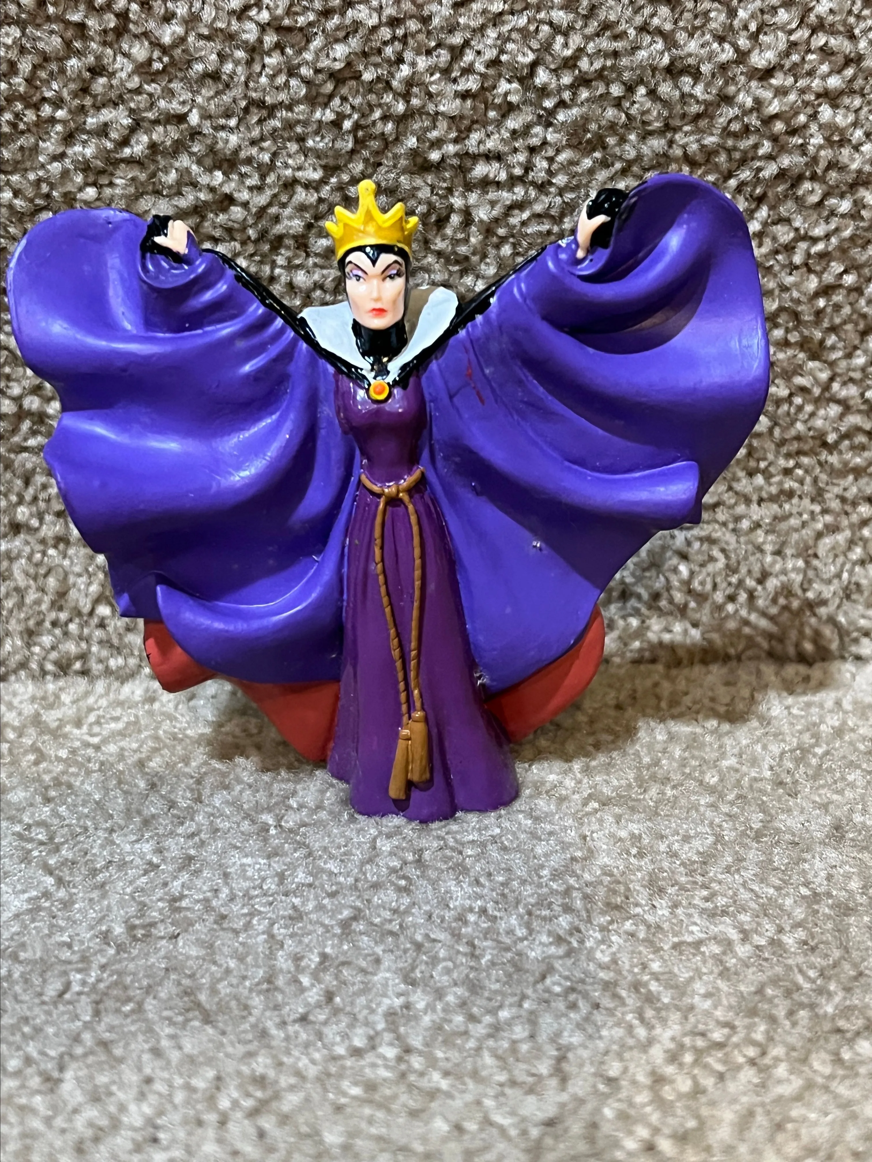 Product image for Disney Villain Snow White and the Seven Dwarfs Evil Queen PVC figure by Applause