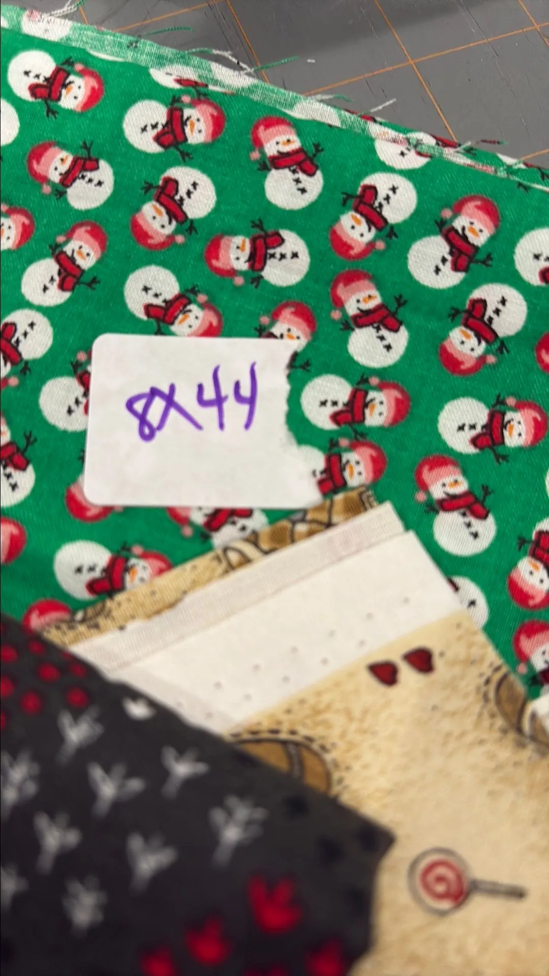 Listing Image Blurred Background