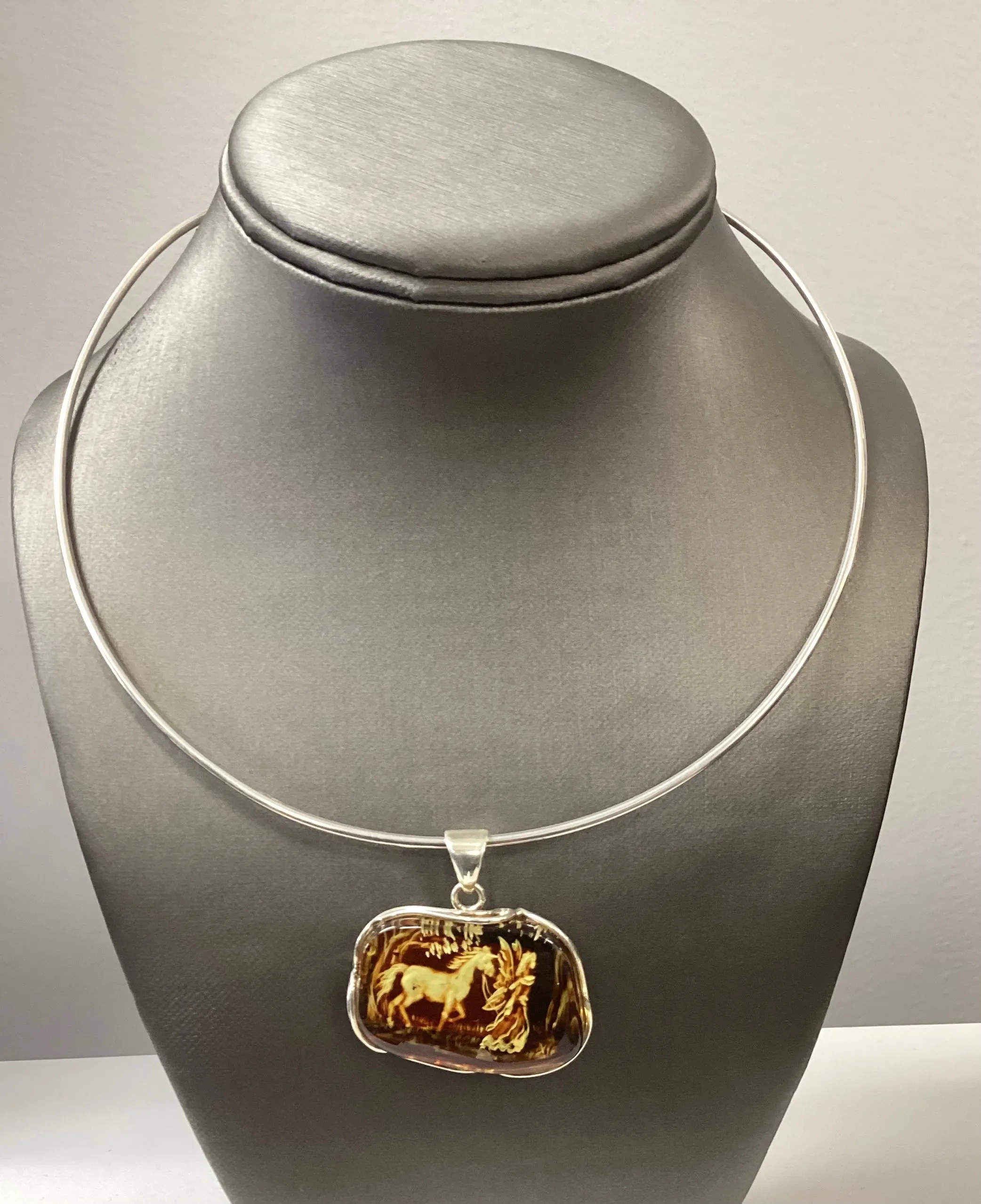 Product image for P104 Sterling Silver Baltic Amber Cameo Pendant