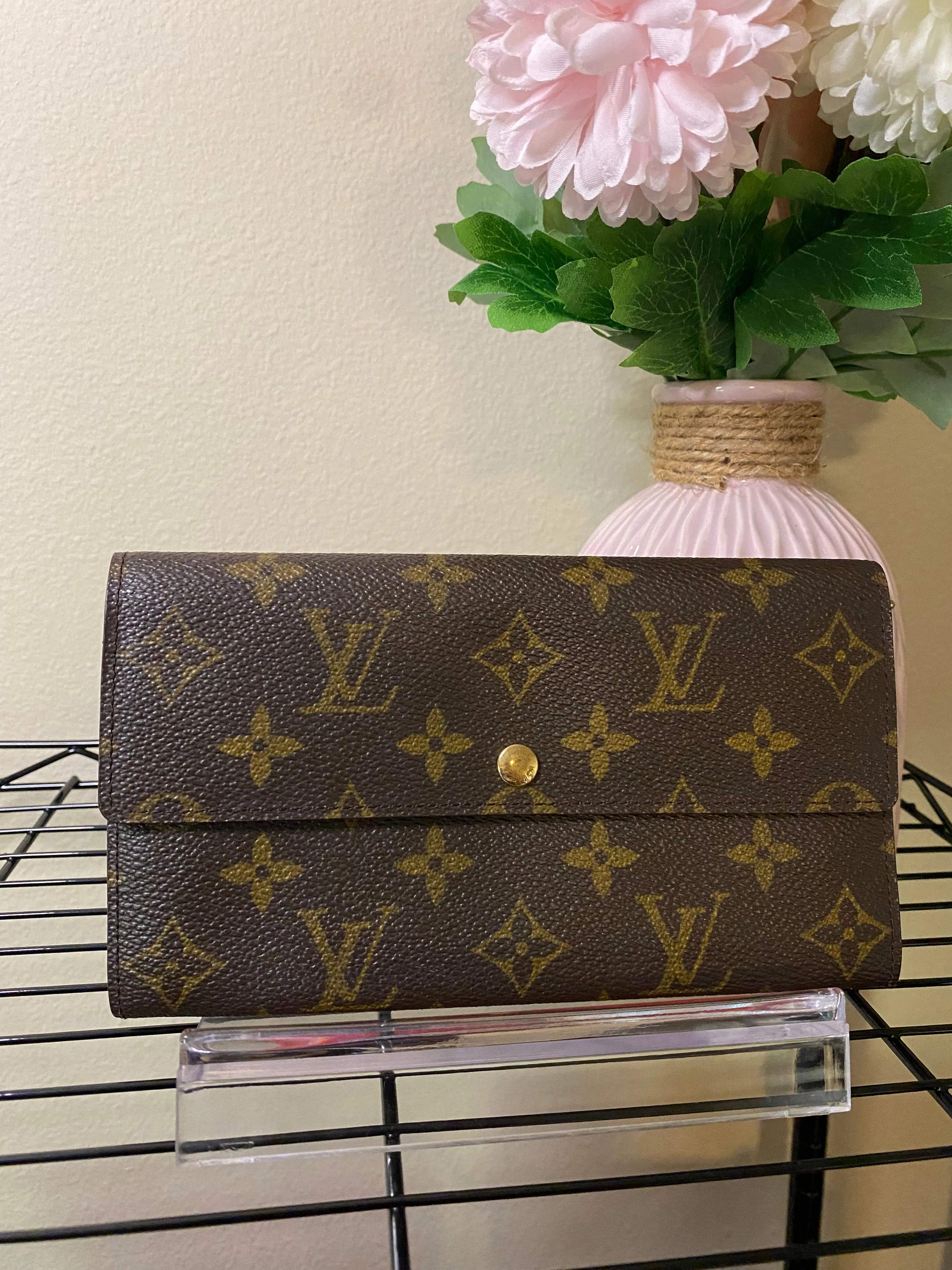 Product image for #1037 LV Sarah Monogram