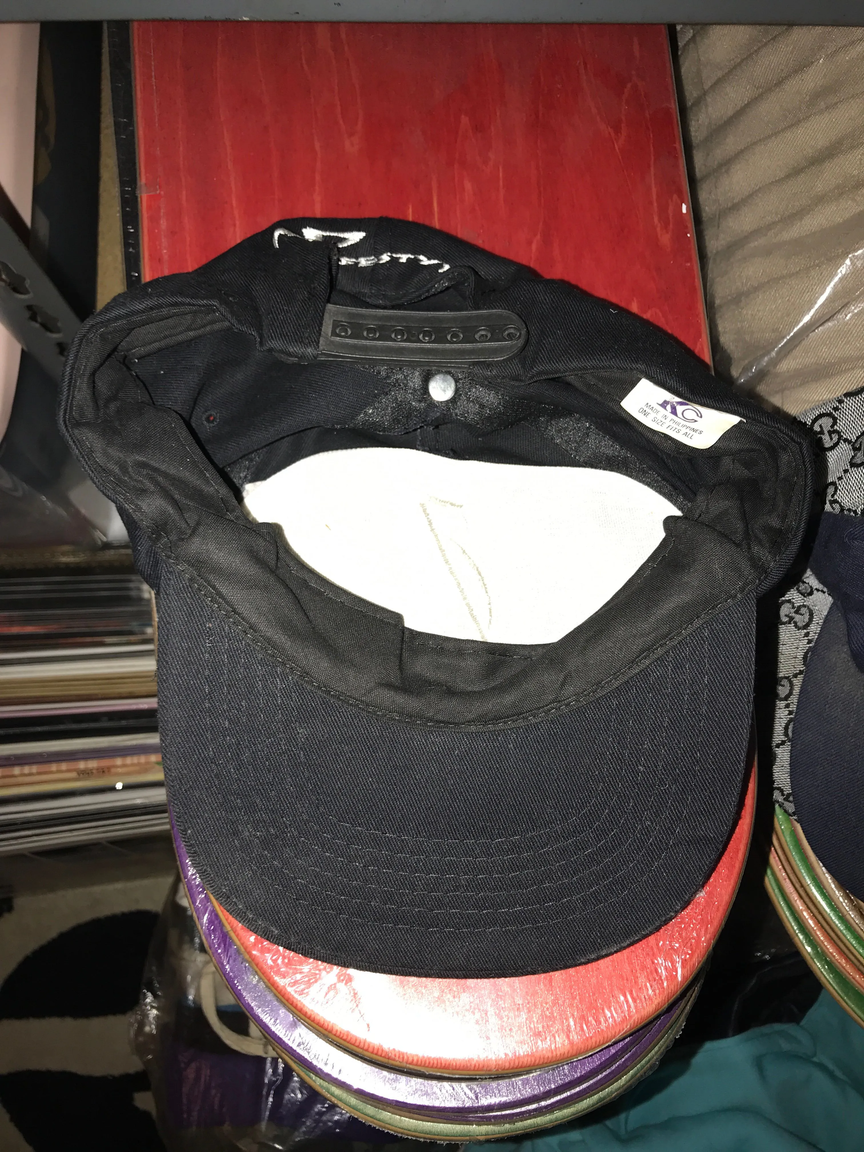 Listing Image Blurred Background