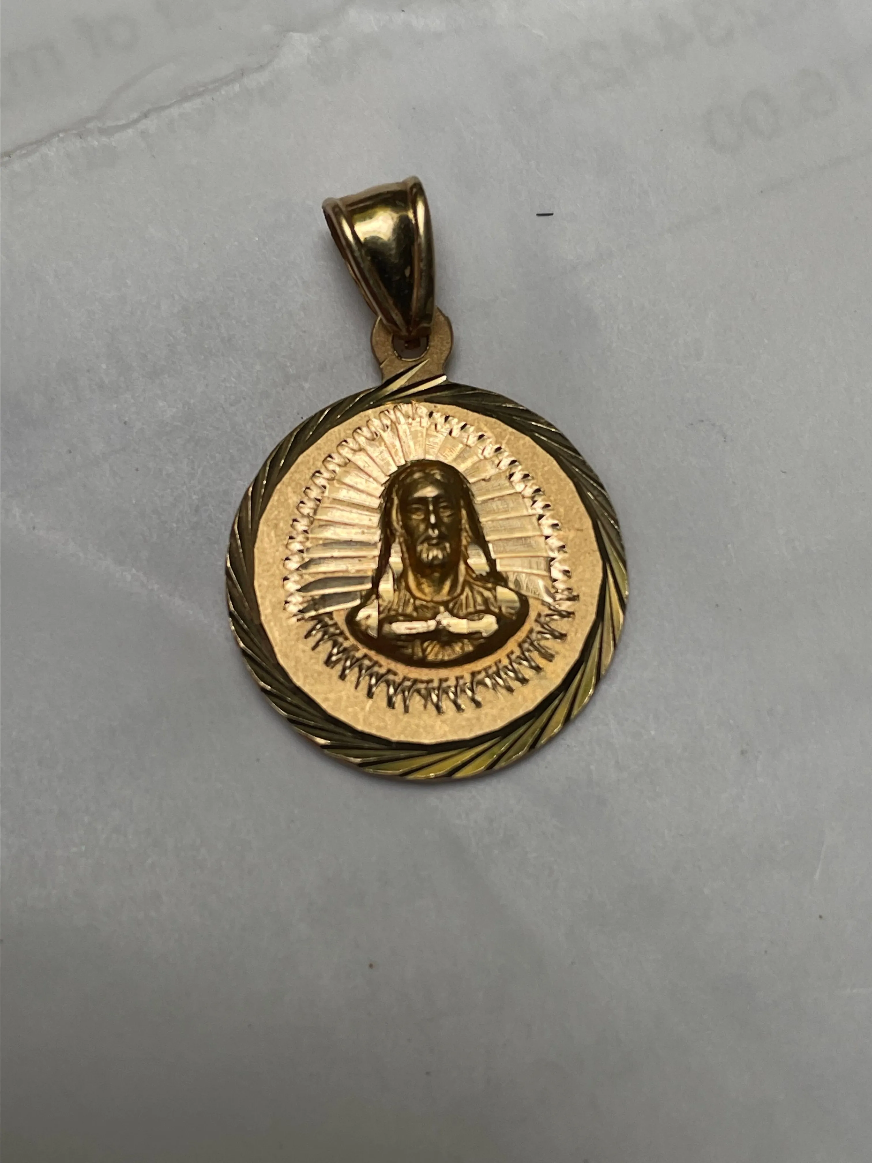 Product image for 14k yellow gold religious pendant 2.7gm