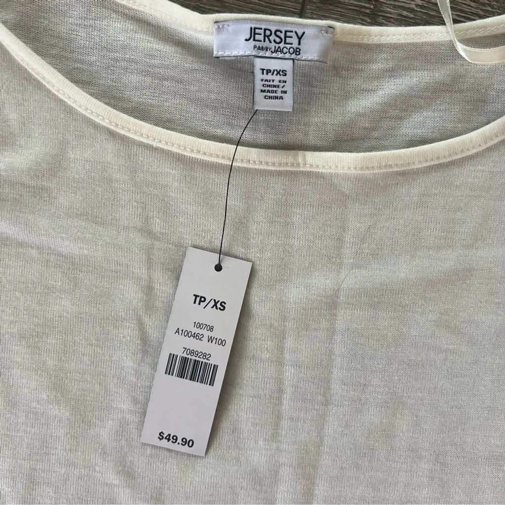 Listing Image Blurred Background