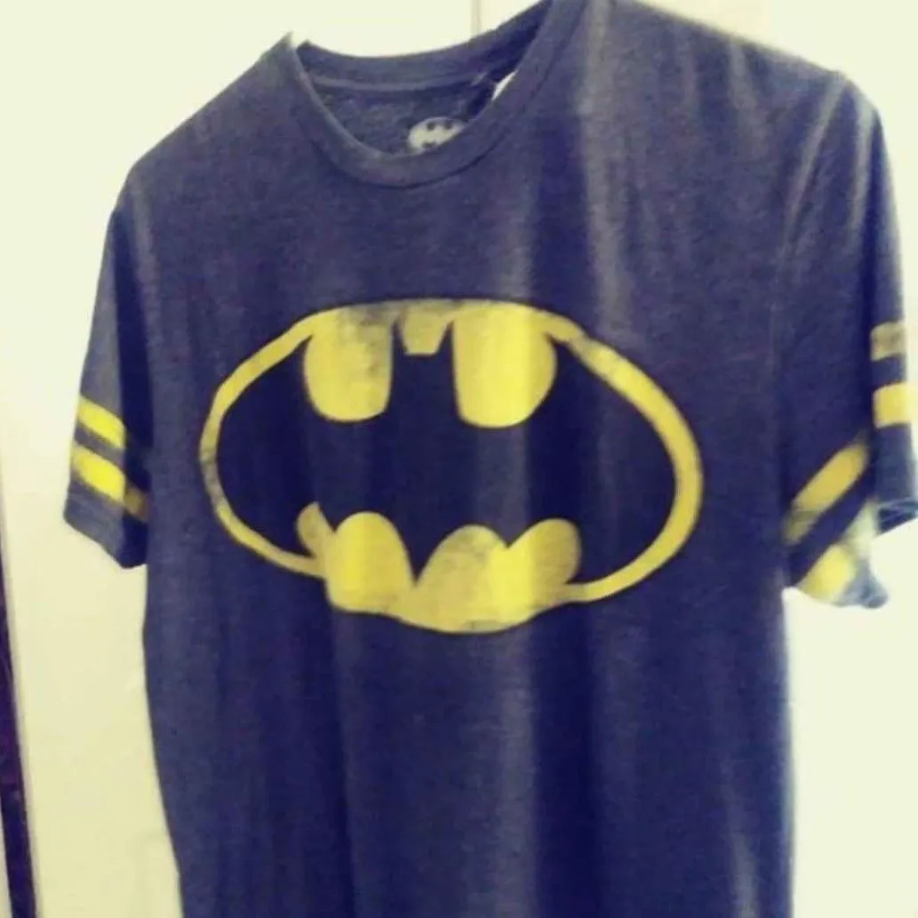 Product image for Batman Medium Black T-Shirt Medium