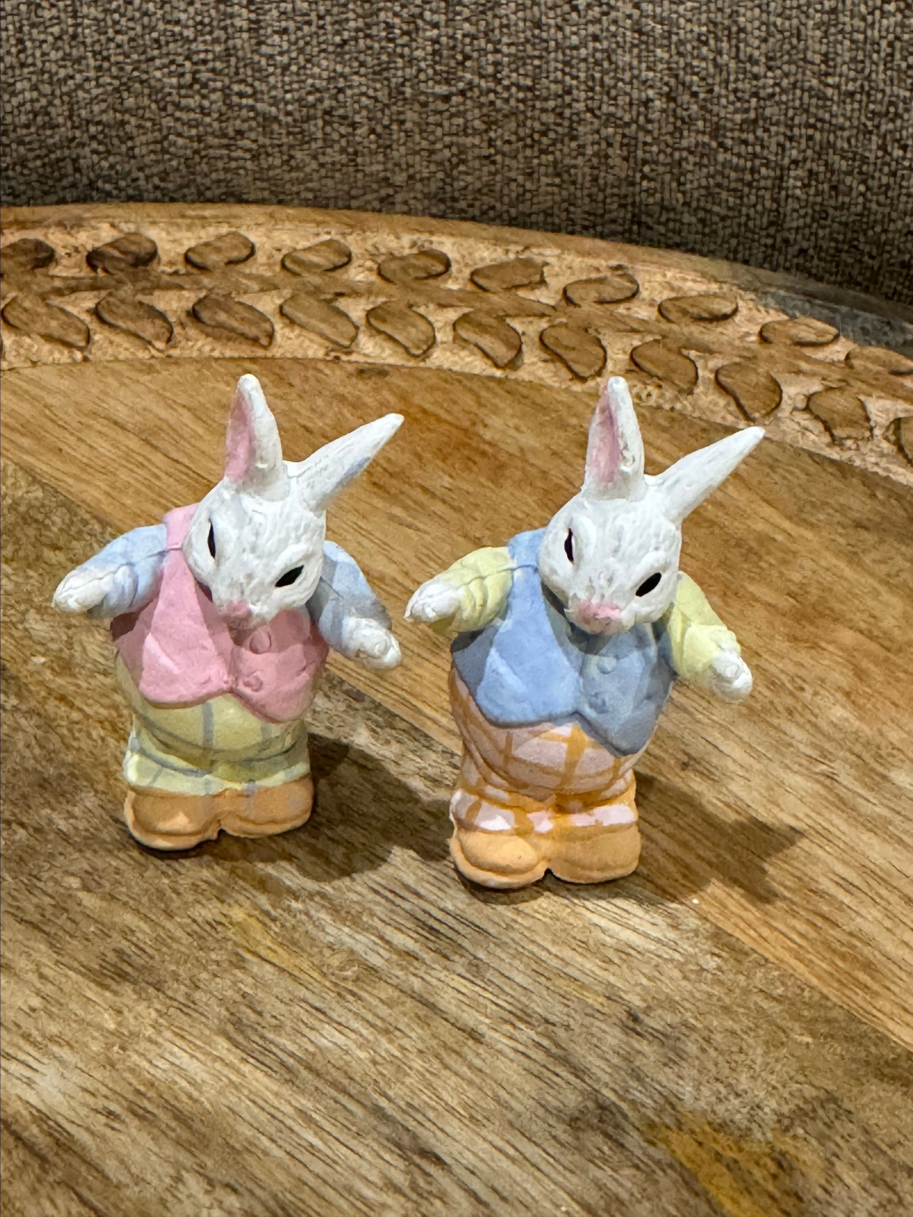 Product image for Vintage Easter Rabbits Couple Set of 2