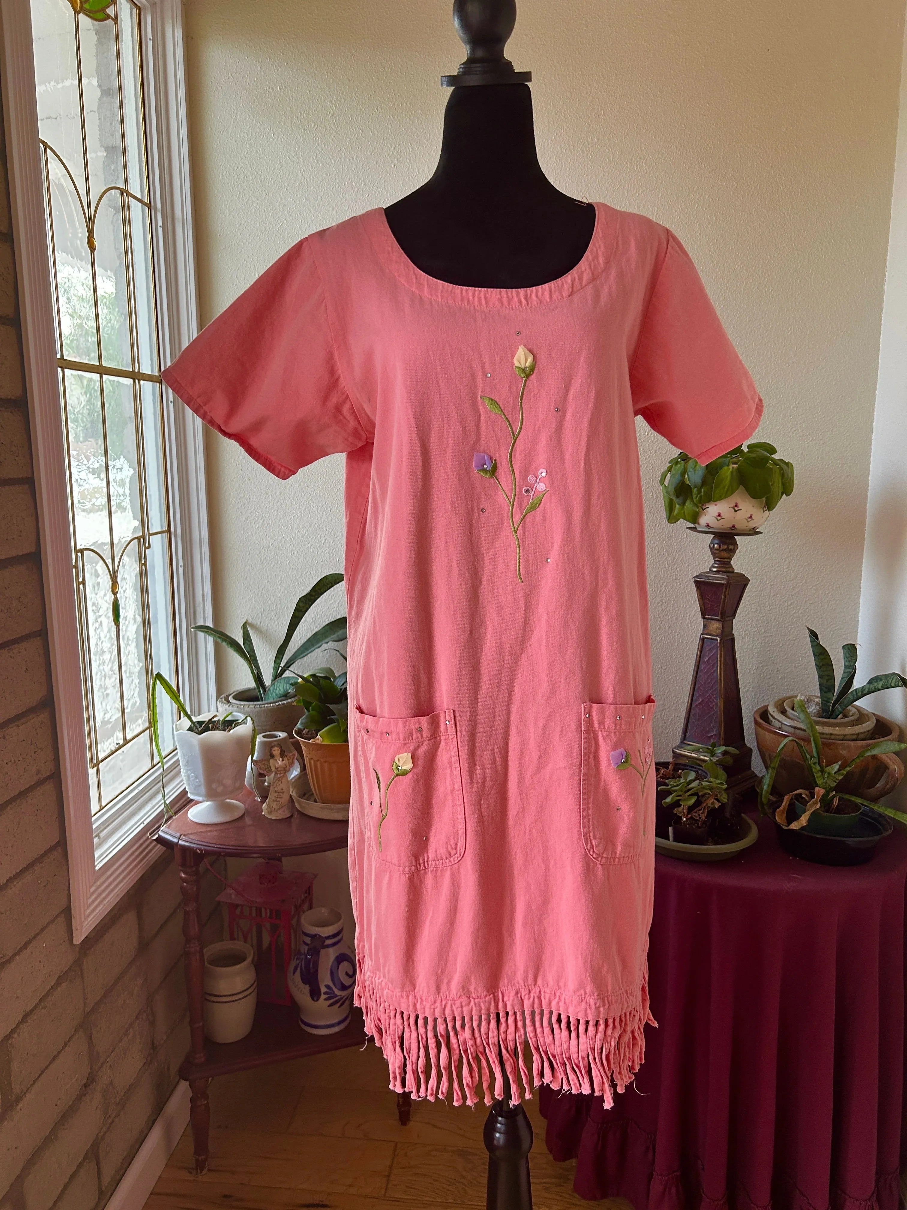 Product image for 13. 1980s gardeners girl fringe t shirt dress