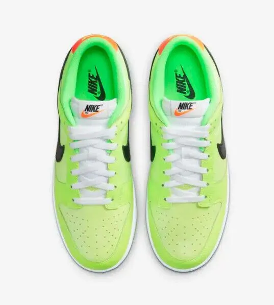 Product image for Mens 10.5 DUNK LOW SE SPLASH VOLT  Glow In The Dark